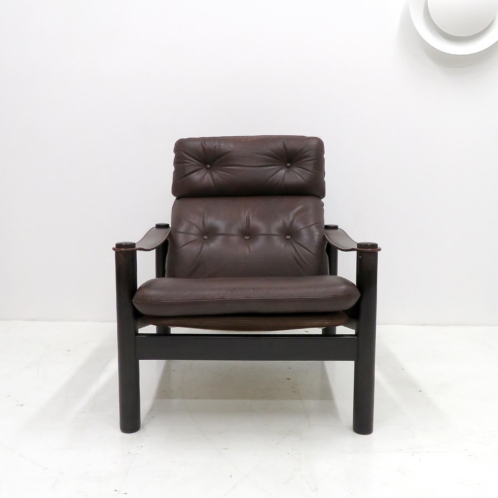 wonderful Danish leather lounge chairs 'Model BEO' by Ebbe Gehl & Søren Nissen, 1970 with dark stained beech wood frame, upholstered in brown leather and the back in nubuck leather, manufactured by Jeki Møbler Bramming.

Priced as a set of 2.