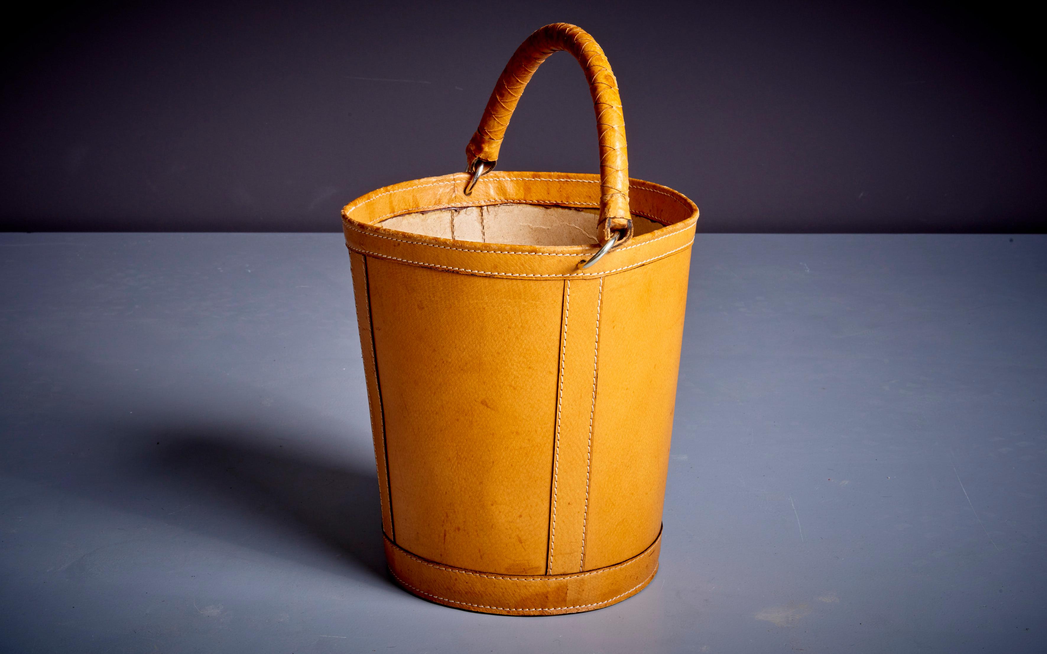 Danish Leather Paper Basket with Handle, 1960s For Sale 2