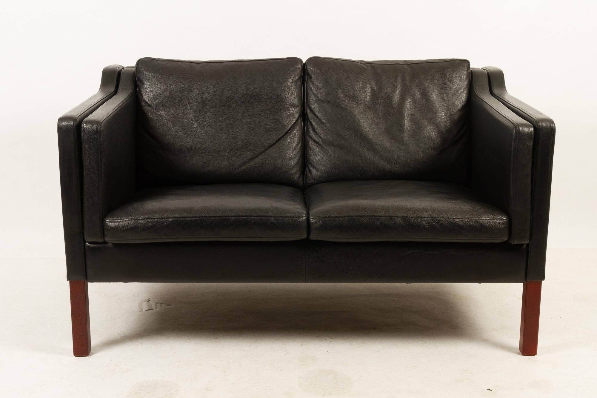 Scandinavian Modern Danish Leather Sofa by Skipper, 1980s