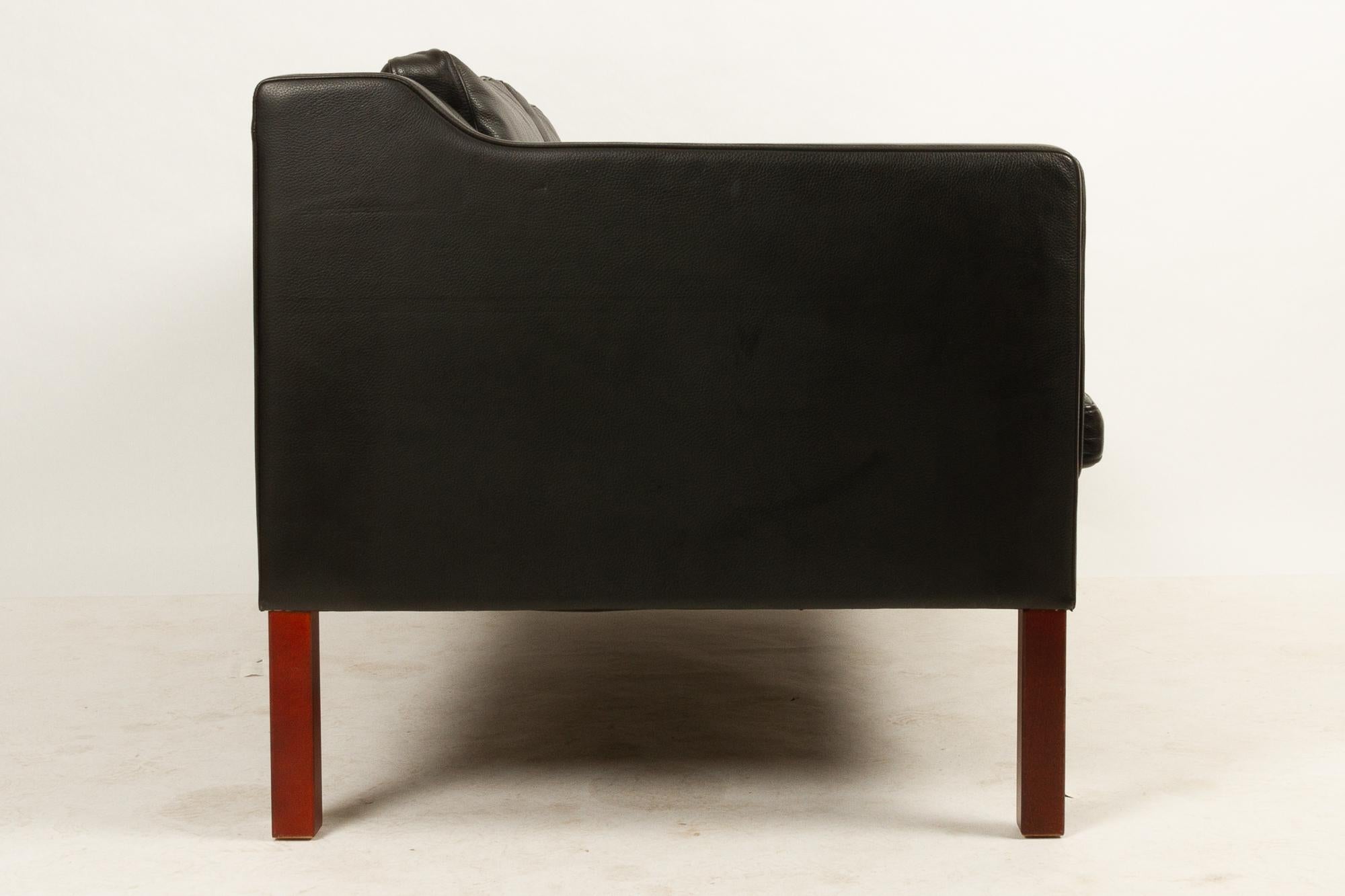 Late 20th Century Danish Leather Sofa by Skipper, 1980s