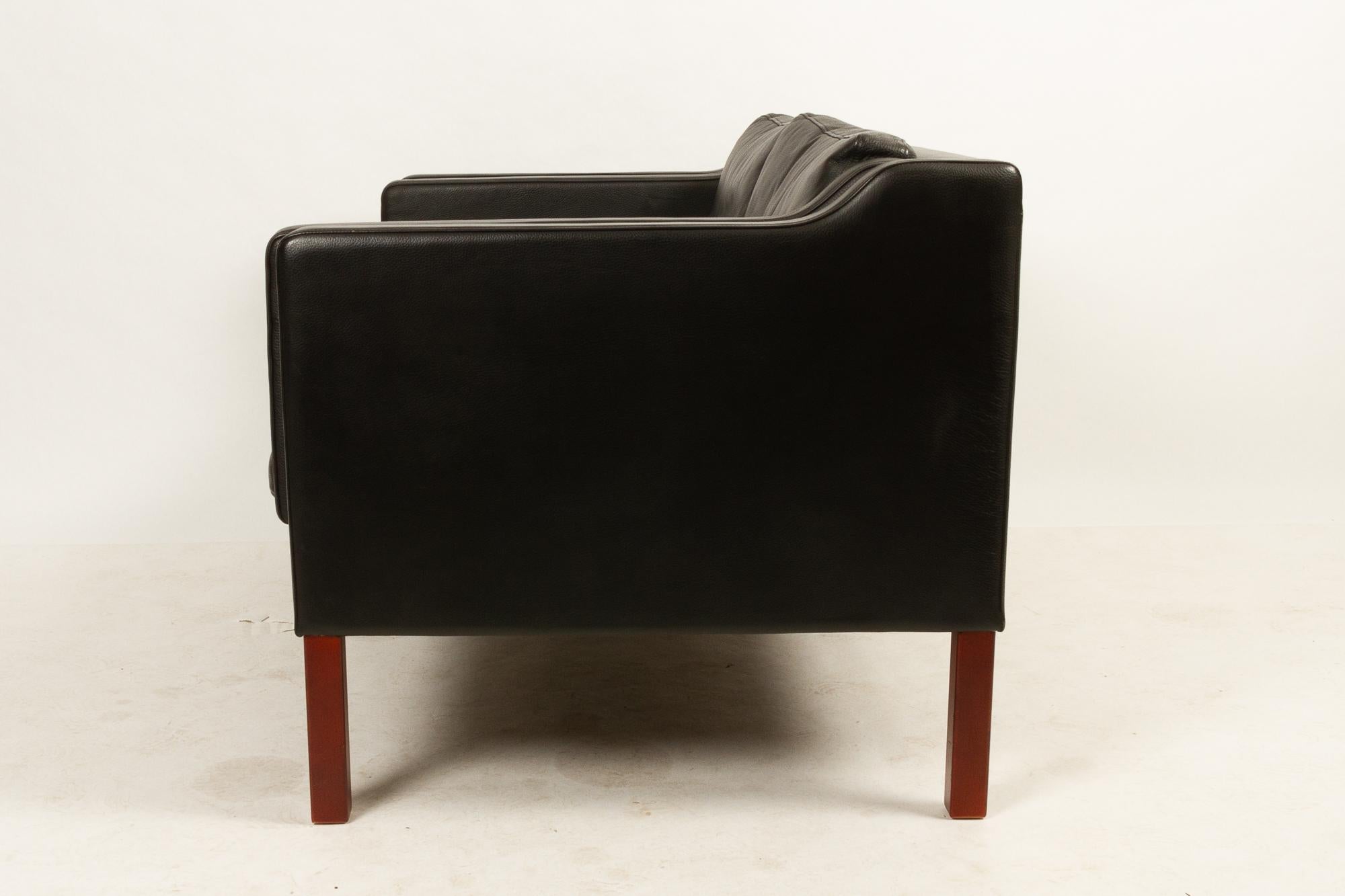 Danish Leather Sofa by Skipper, 1980s 4