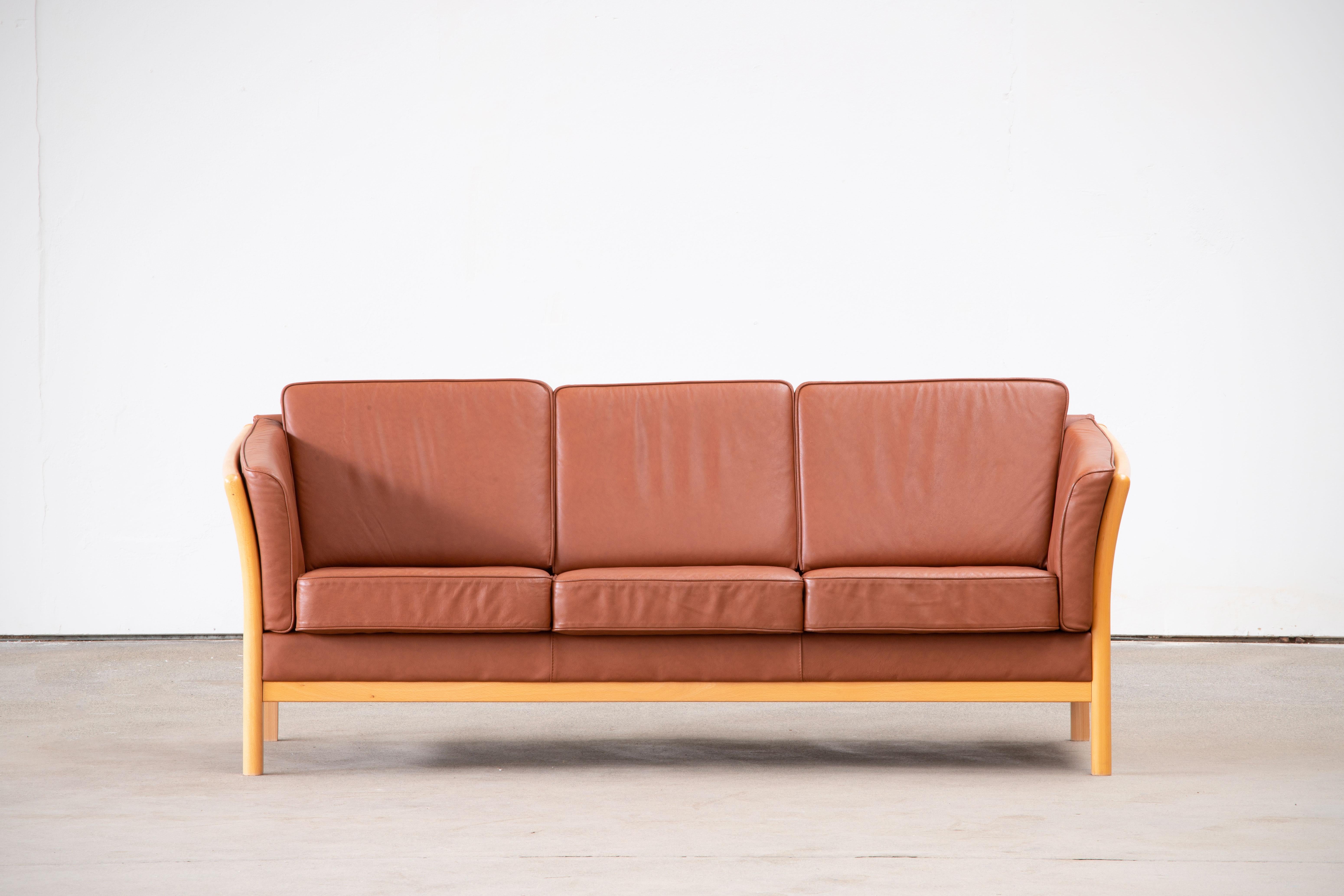 Danish Leather Sofa from the 70's 2