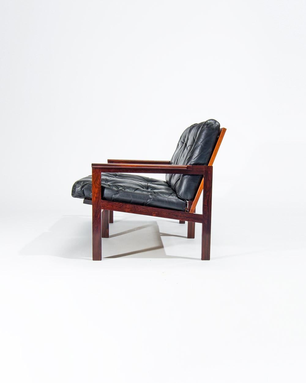 Dänisches Ledersofa in Palisanderholz Capella von Illum Wikkelso,  Mitte der 1950er Jahre (20. Jahrhundert) im Angebot
