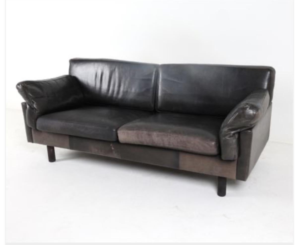 Danish Leather Sofa Navy Leather Percival Lafer Style Midcentury Danish Couch In Good Condition For Sale In Rochester, NY