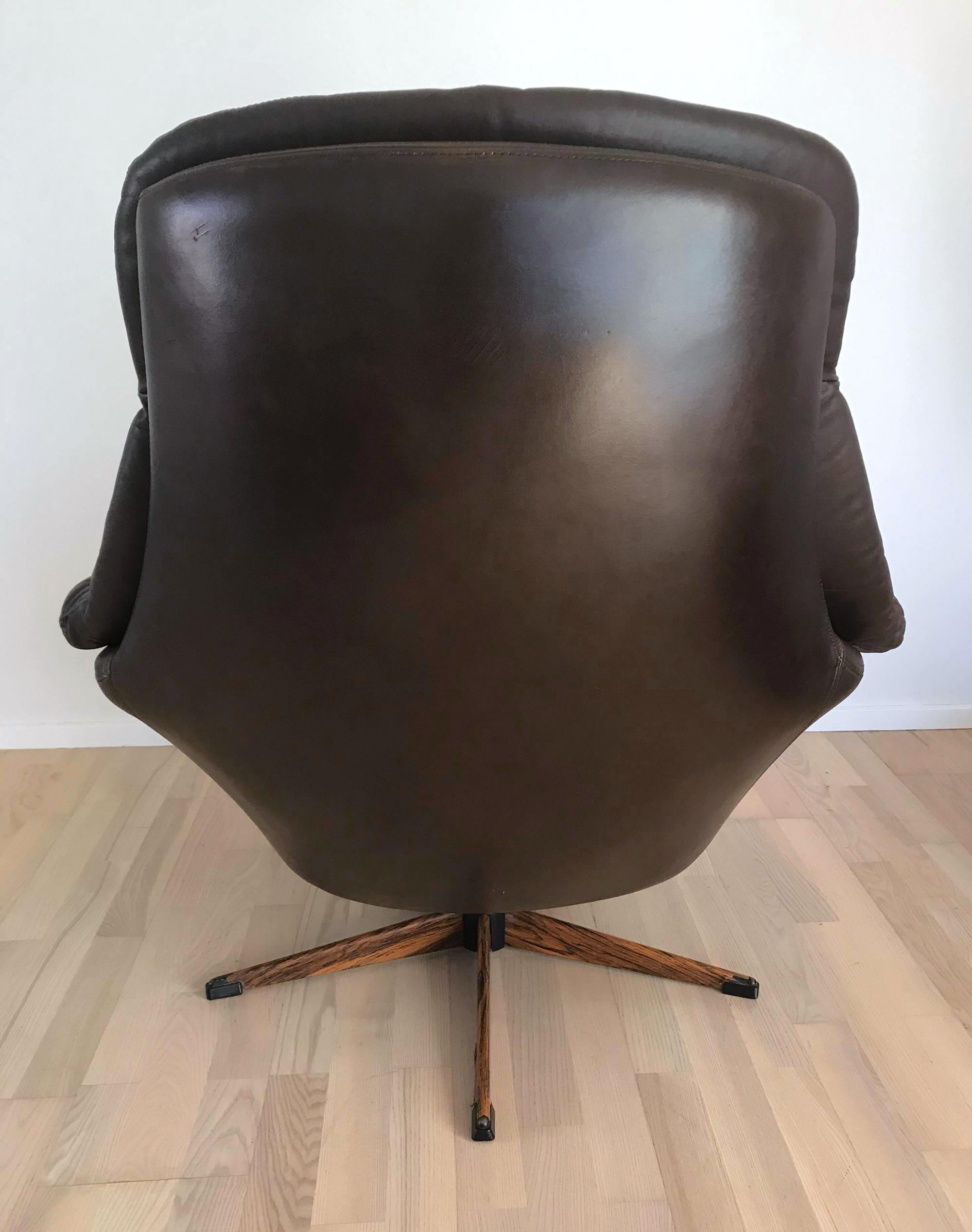 hw klein lounge chair