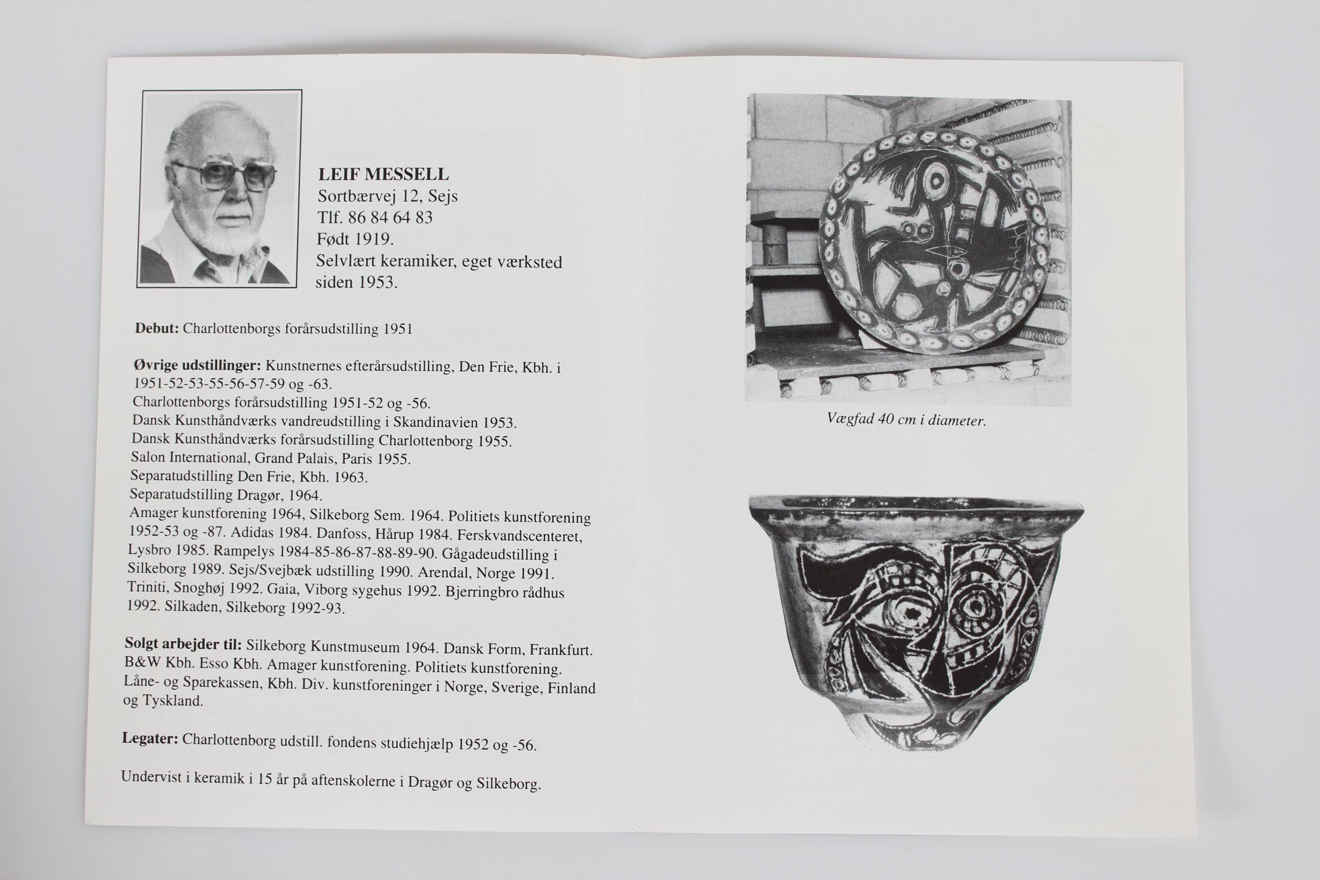 Plat rond en céramique danois Leif Messell avec motif figuratif de chauve-souris 1997 en vente 3