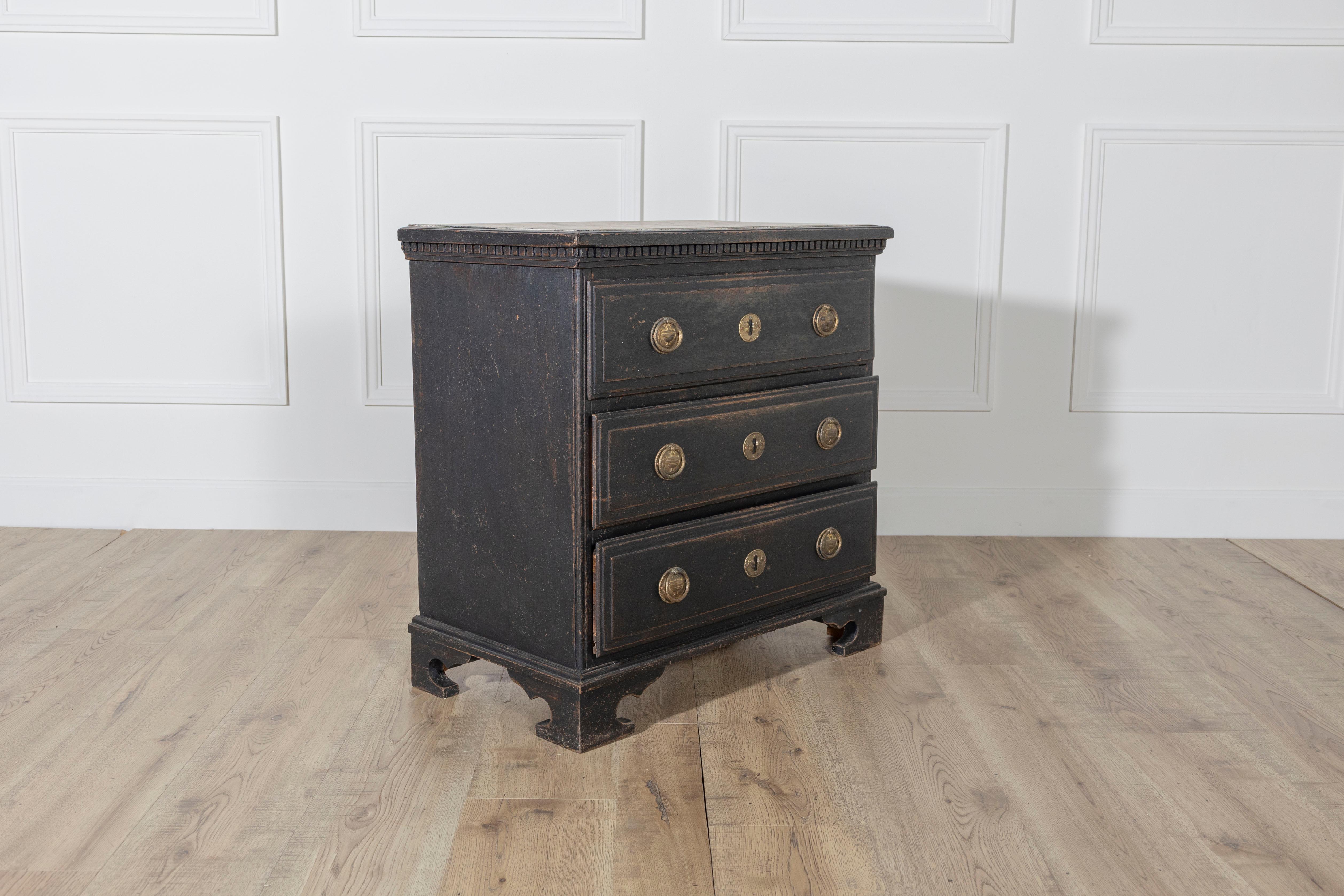 Danish Louis Seize Style Chest of Drawers with Painted Marble Top, circa 1920 For Sale 2