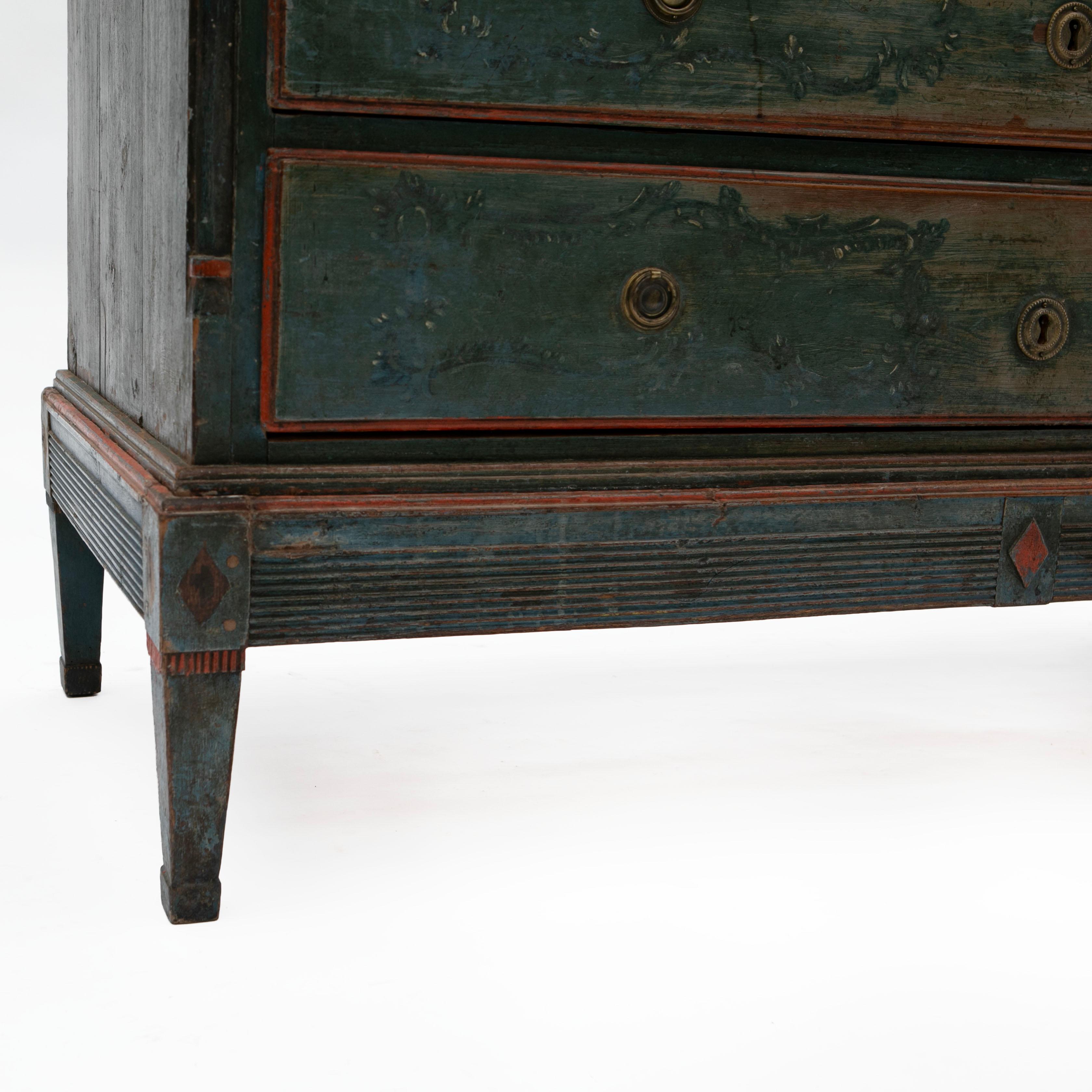 Danish Louis XVI Chest of Drawers with Original Paint For Sale 5