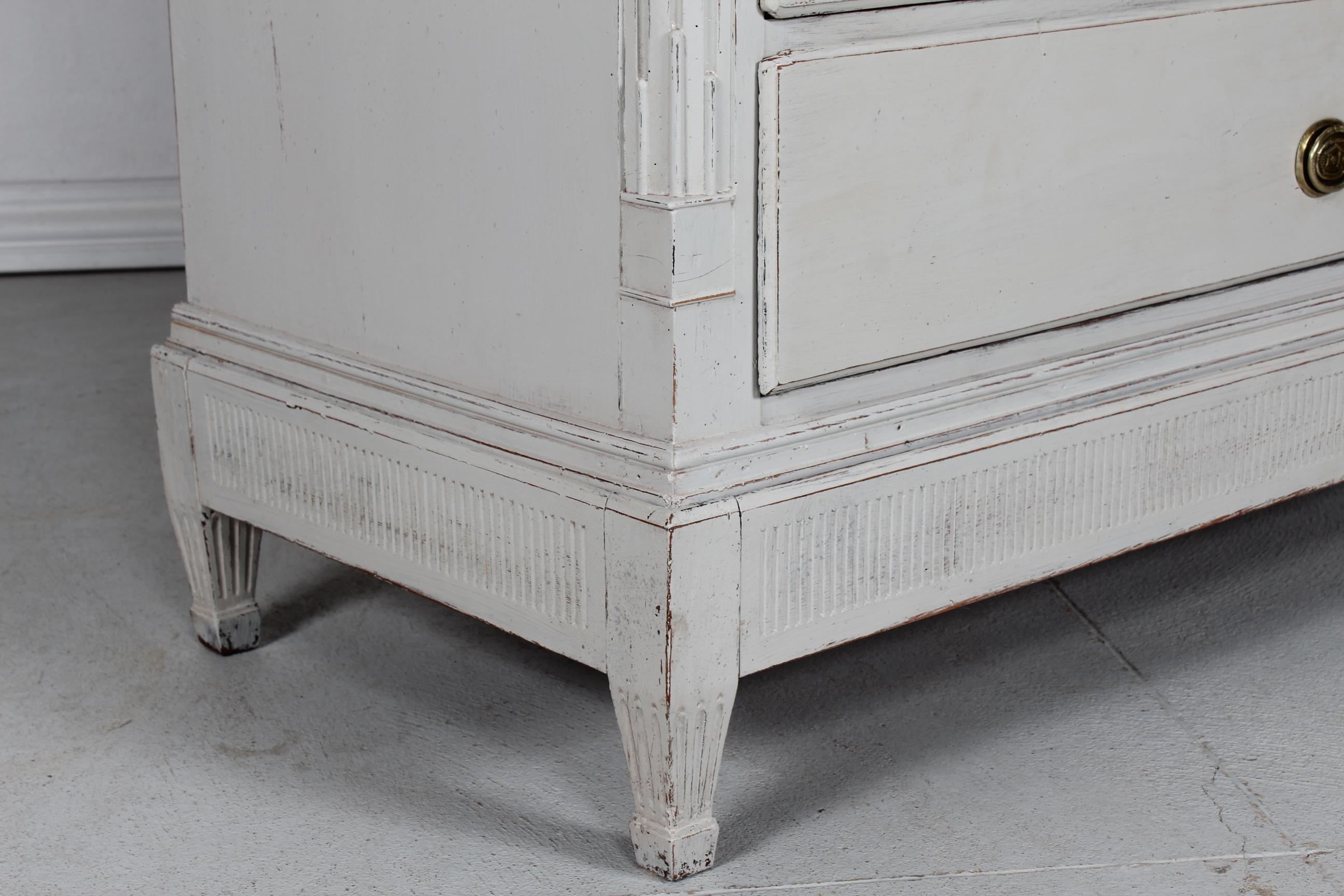 Danish Louis XVI Style Chest of Drawers with Gray Paint and Patina, 19th Century For Sale 6