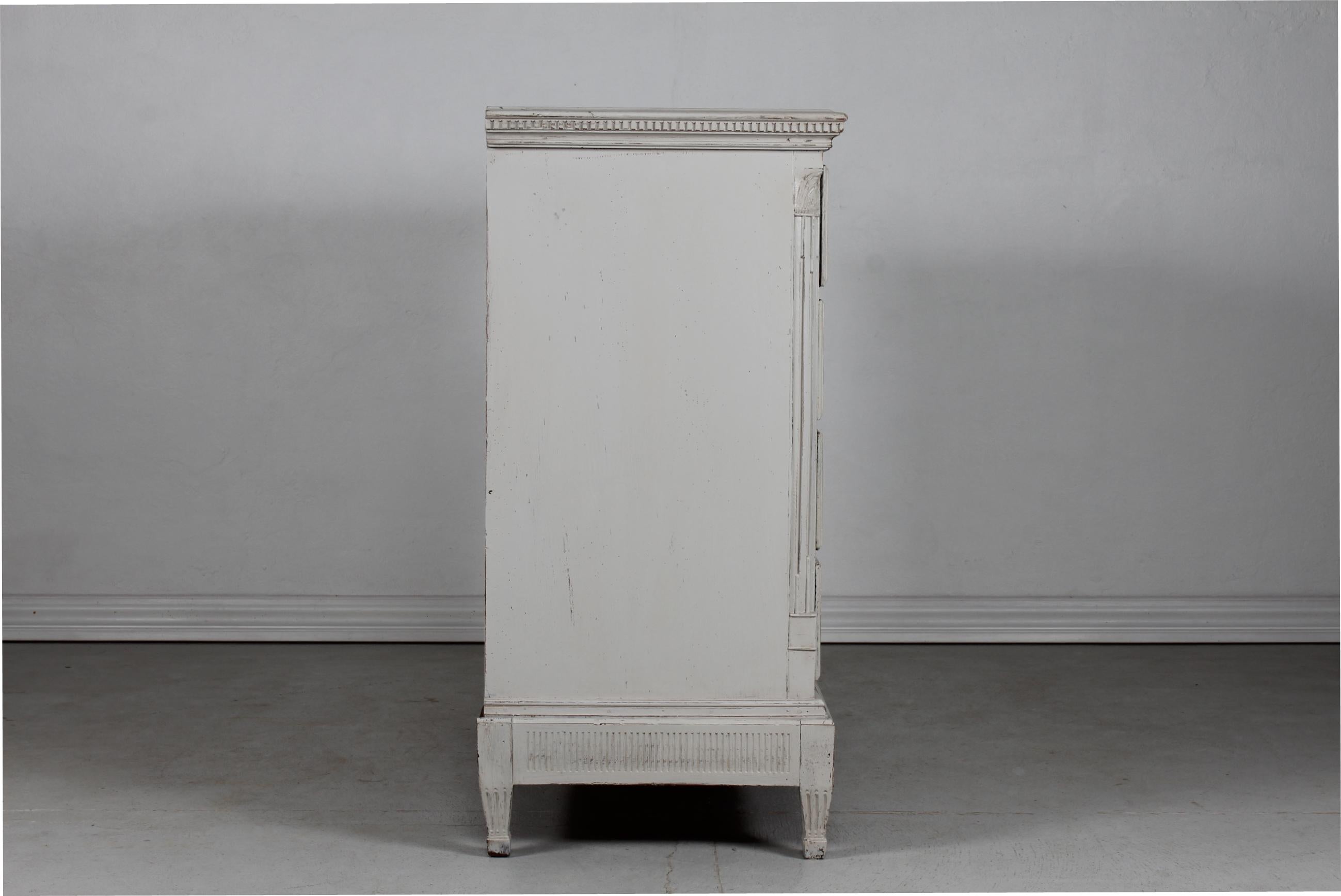 Danish Louis XVI Style Chest of Drawers with Gray Paint and Patina, 19th Century For Sale 7