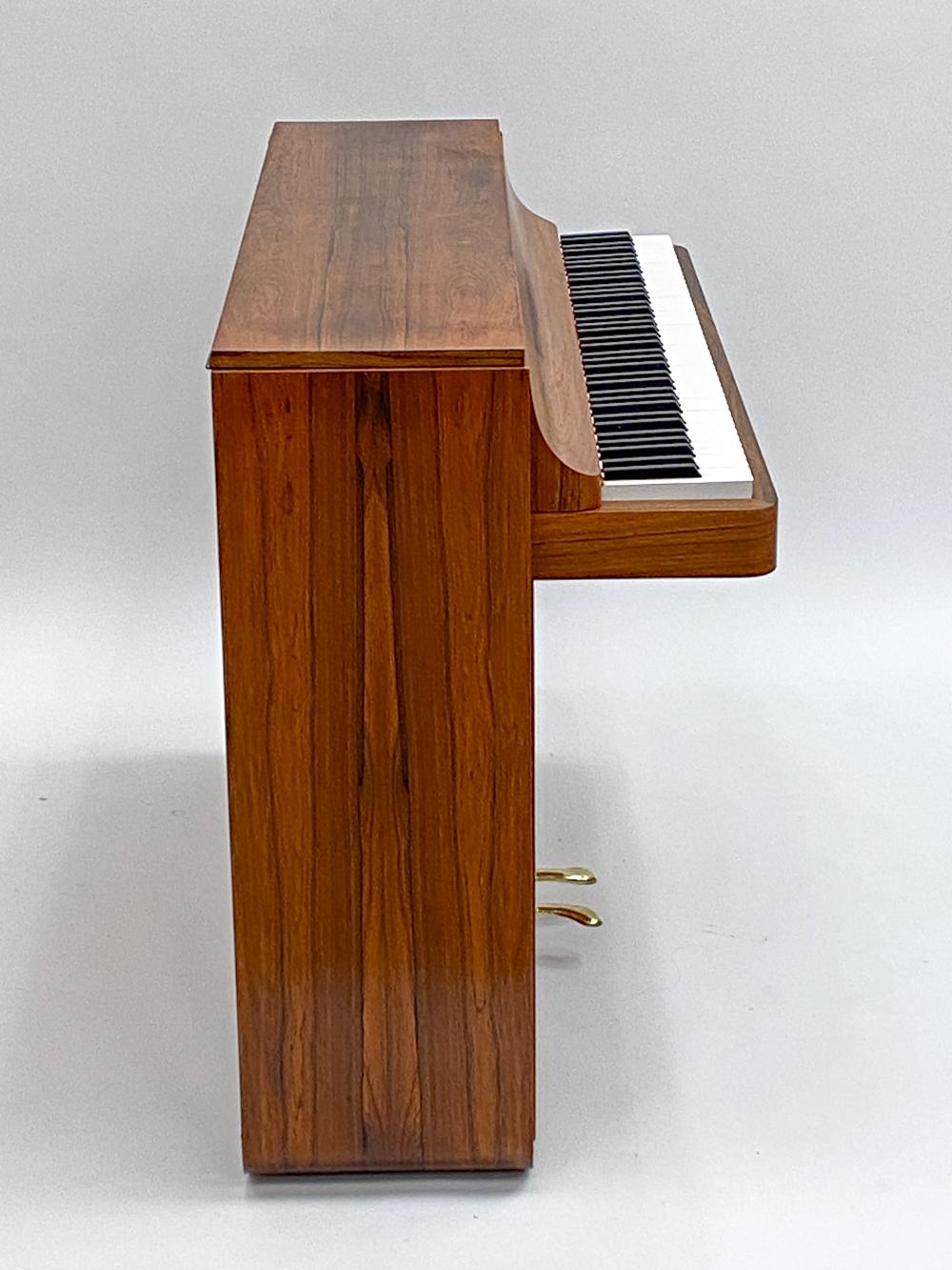 Dänisches Louis Zwicki Palisander-Klavier, ca. 1950er Jahre im Angebot 7