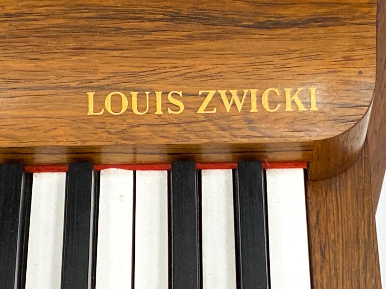 Dänisches Louis Zwicki Palisander-Klavier, ca. 1950er Jahre (Holz) im Angebot