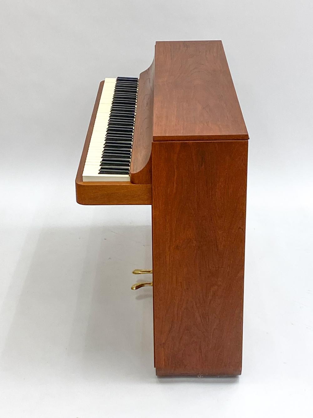 Dänisches Louis Zwicki Teakholz-Klavier, CIRCA 1950 4