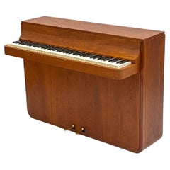 Dänisches Louis Zwicki Teakholz-Klavier, CIRCA 1950