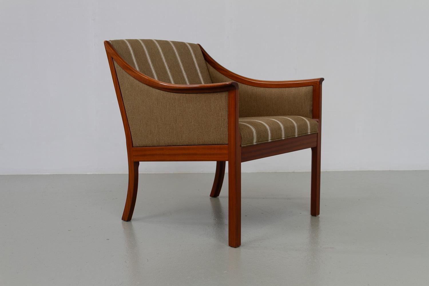 Danish Lounge Chair and 3-Seater Sofa by Ole Wanscher for PJ Møbler, 1960s. For Sale 8