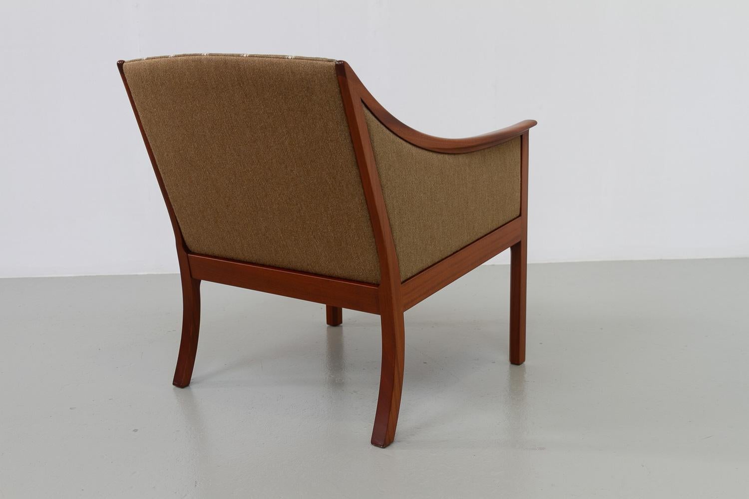 Danish Lounge Chair and 3-Seater Sofa by Ole Wanscher for PJ Møbler, 1960s. For Sale 10
