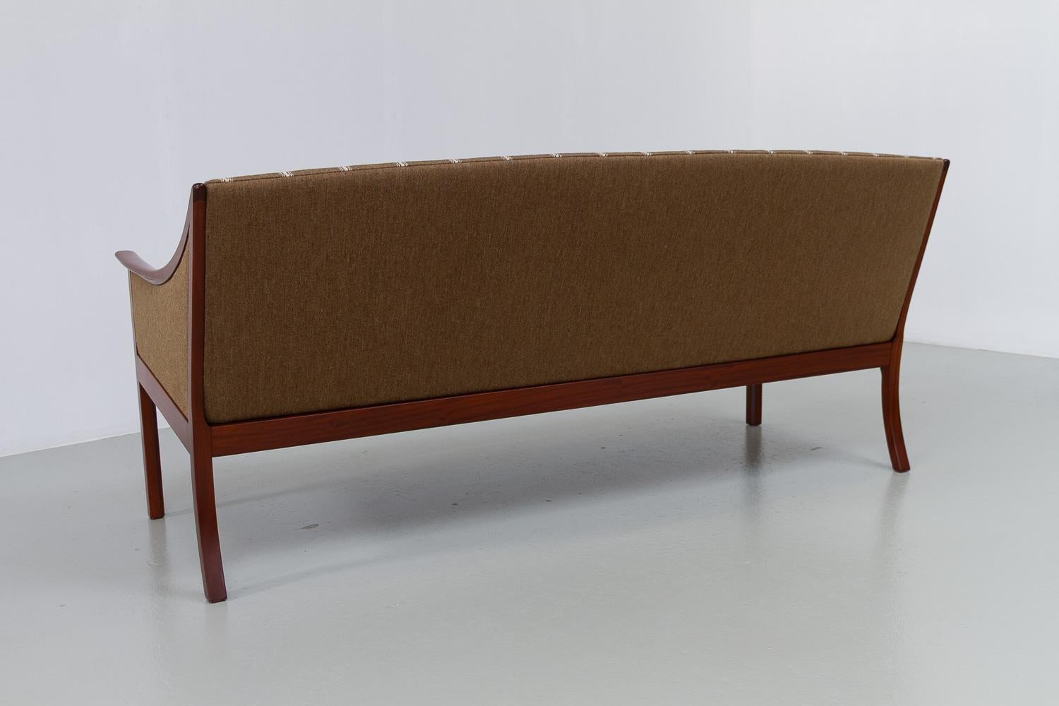 Danish Lounge Chair and 3-Seater Sofa by Ole Wanscher for PJ Møbler, 1960s. For Sale 3