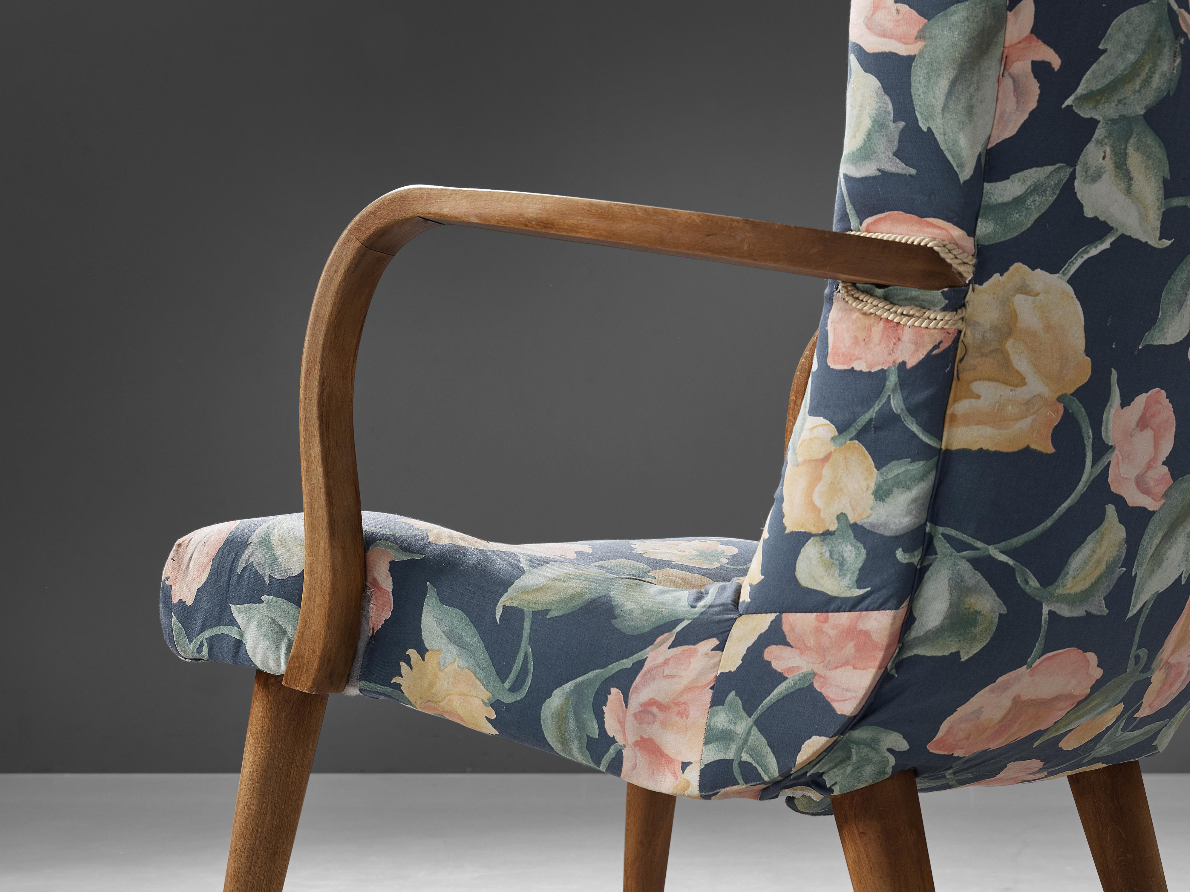 Danish Lounge Chair Beech in Floral Upholstery In Good Condition In Waalwijk, NL