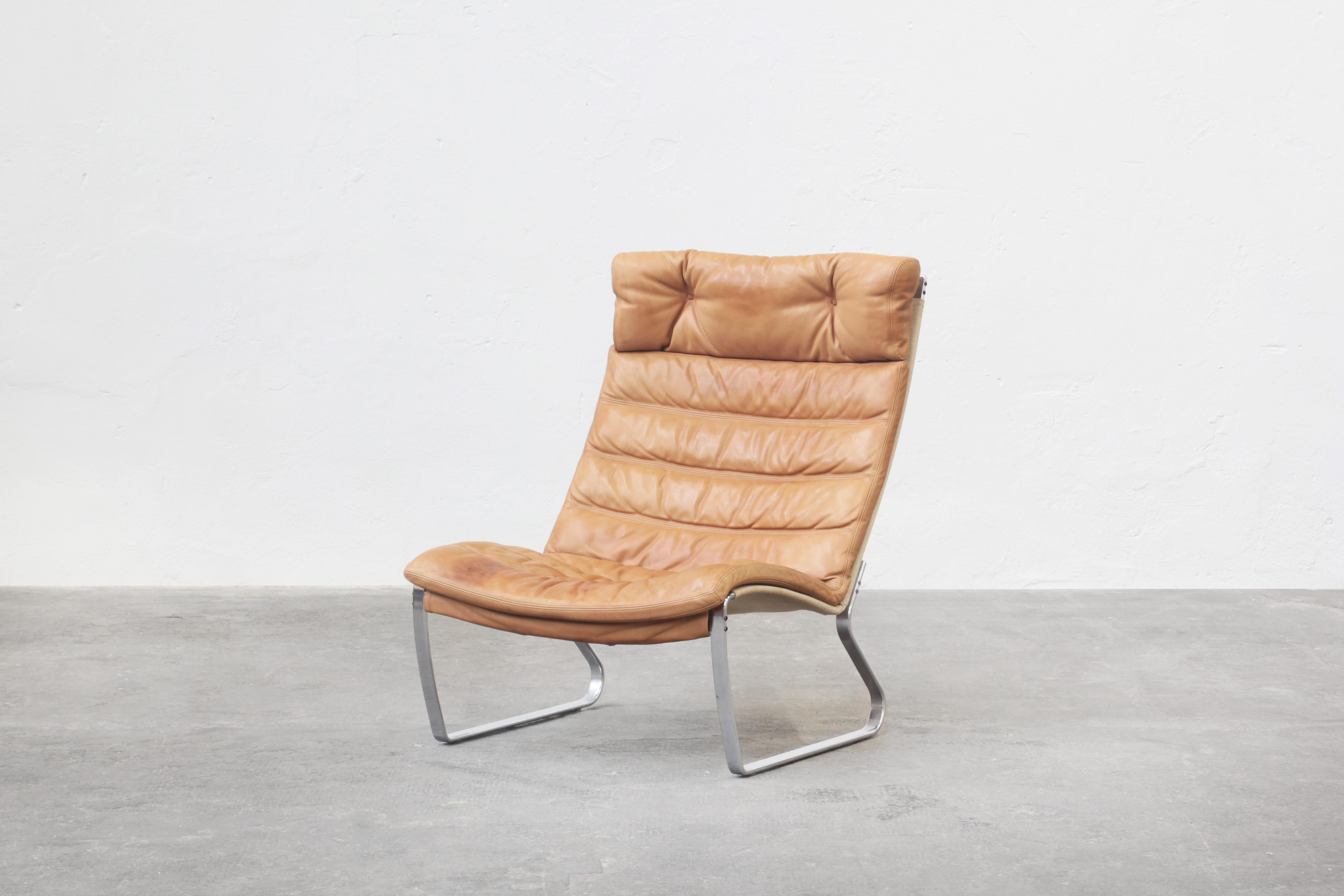 Very beautiful and rare lounge chair by Jørgen Kastholm for Kill International in the 1960s, Germany.
The chair is still in beautiful and original condition, made out of steel and patinated leather in cognac-brown. Ready for usage!