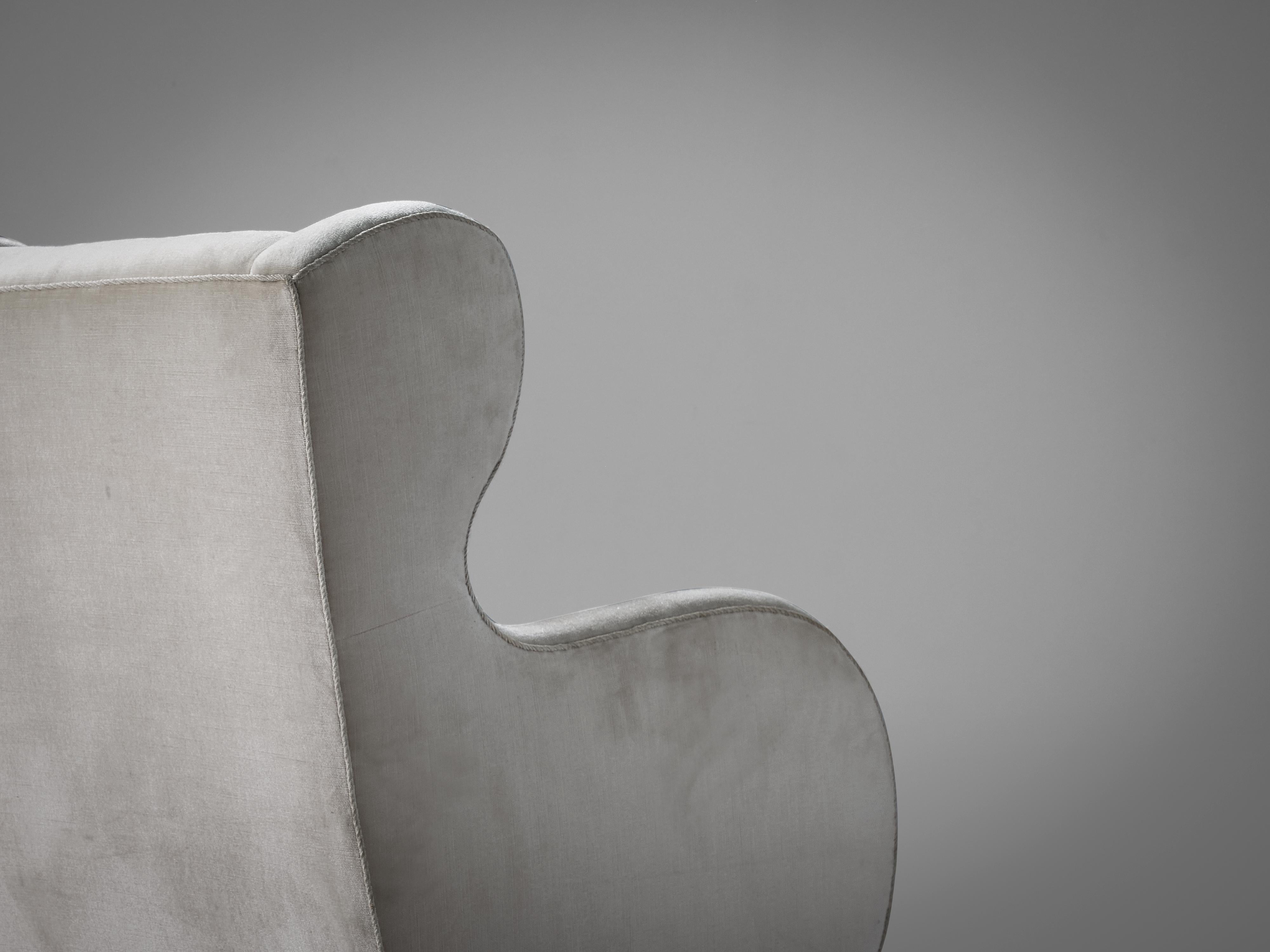 Danish Lounge Chair in Off-White Velvet For Sale 3