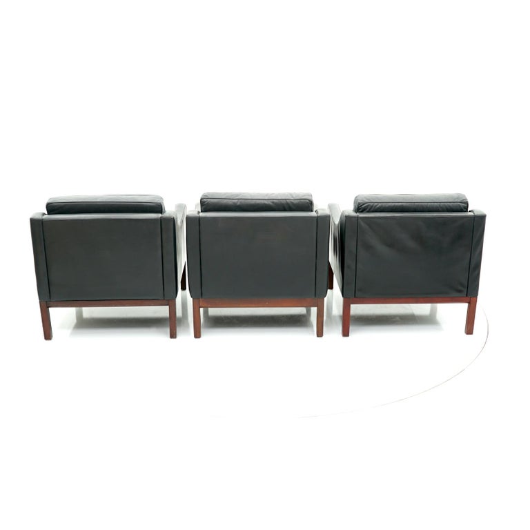Danish Lounge Chair in Black Leather, 1970s For Sale 5