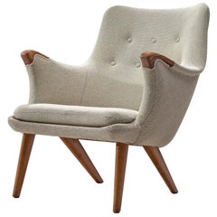 Danish Lounge Chair in Oak and Light Grey Fabric, 1960s