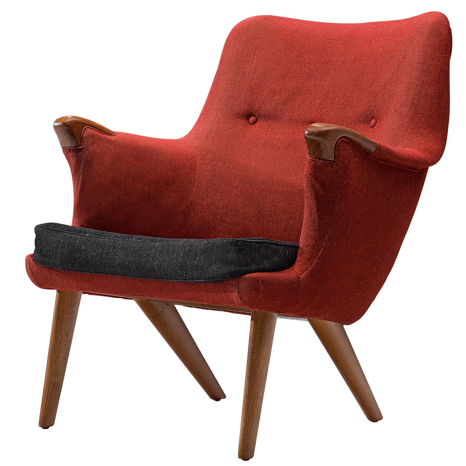 Danish Lounge Chair in Oak and Red Fabric, 1960s