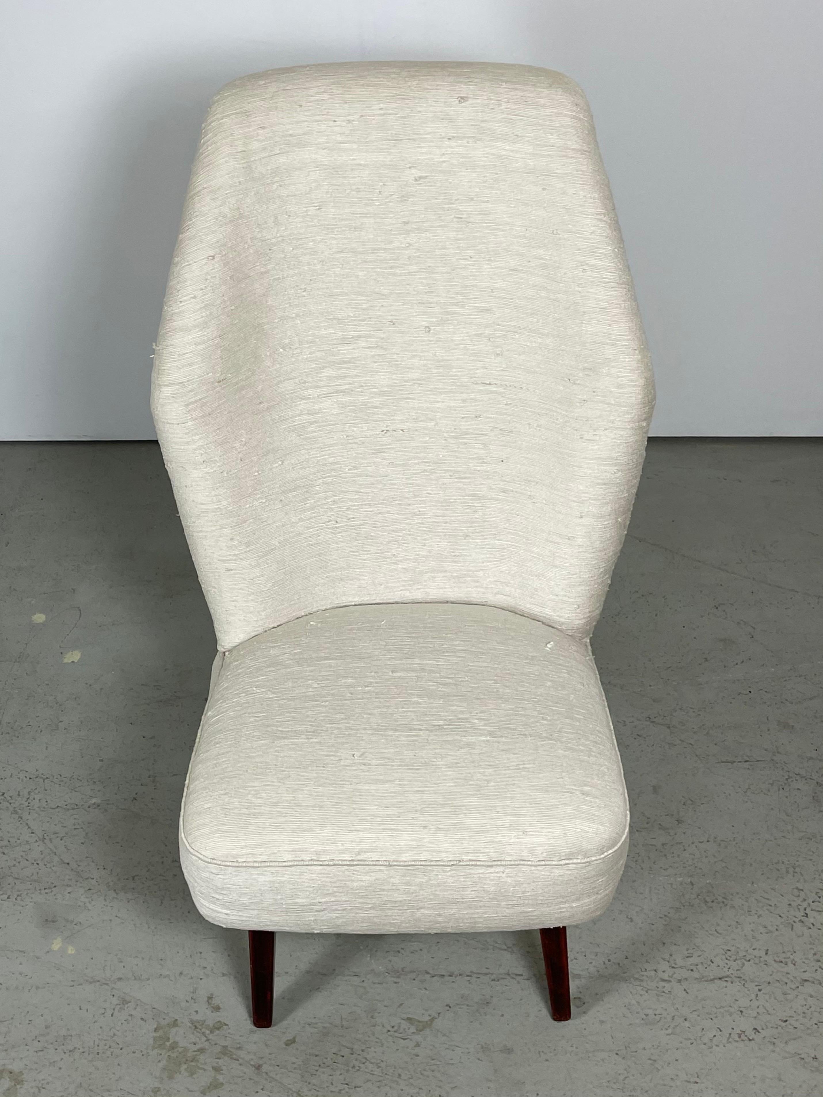 Danish Lounge Chair in silk upholstery 1940s For Sale 1