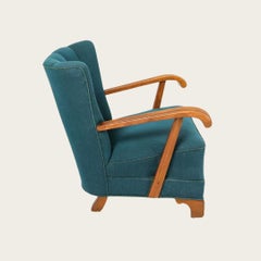 Danish Lounge Chair in the Style of Fritz Hansen