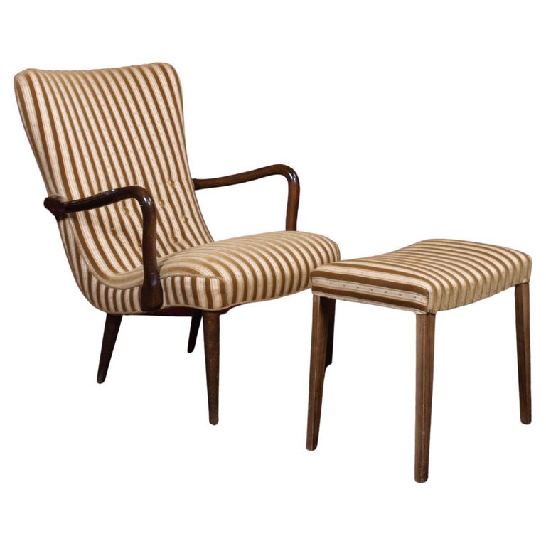 Danish Lounge Chair in the Style of Schubell For Sale at 1stDibs