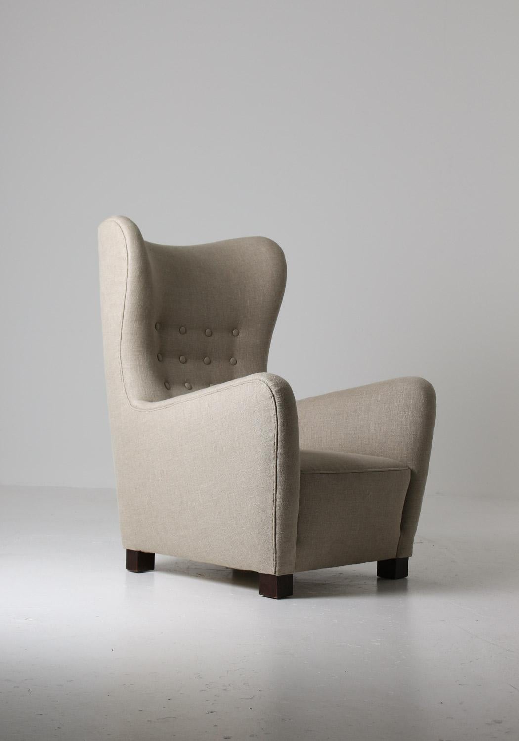 20th Century Danish Lounge Chair Model 1672 by Fritz Hansen