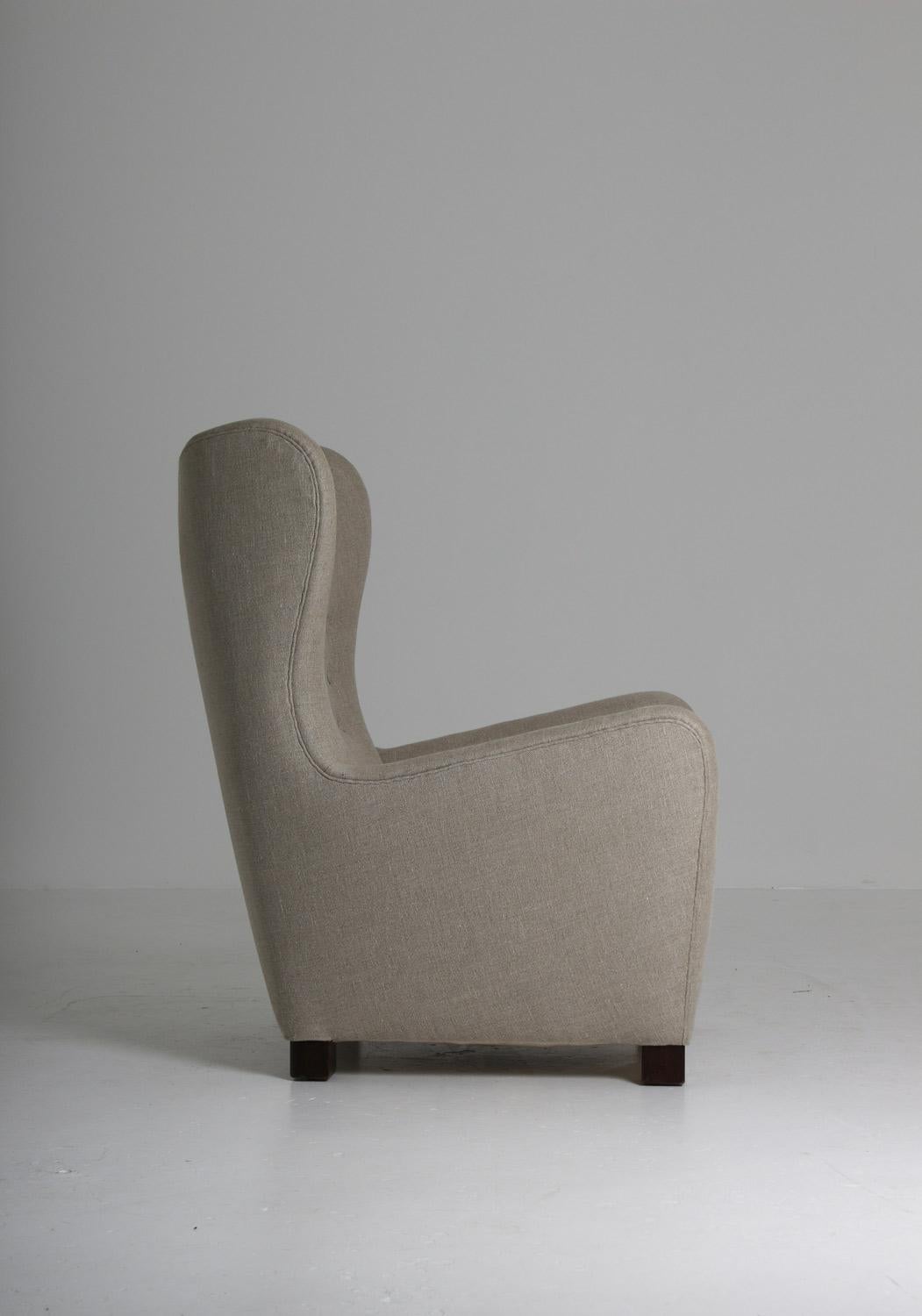 Danish Lounge Chair Model 1672 by Fritz Hansen 1