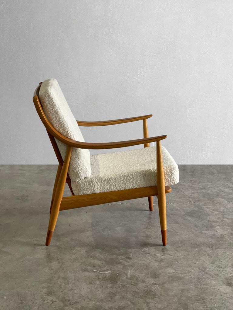 Danish Lounge Chairs "Fd 145" by Peter Hvidt, France and Daverkosen For