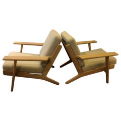 Danish Lounge Chairs Model GE-290 by Hans J. Wegner for GETAMA, 1960s, Set of 2