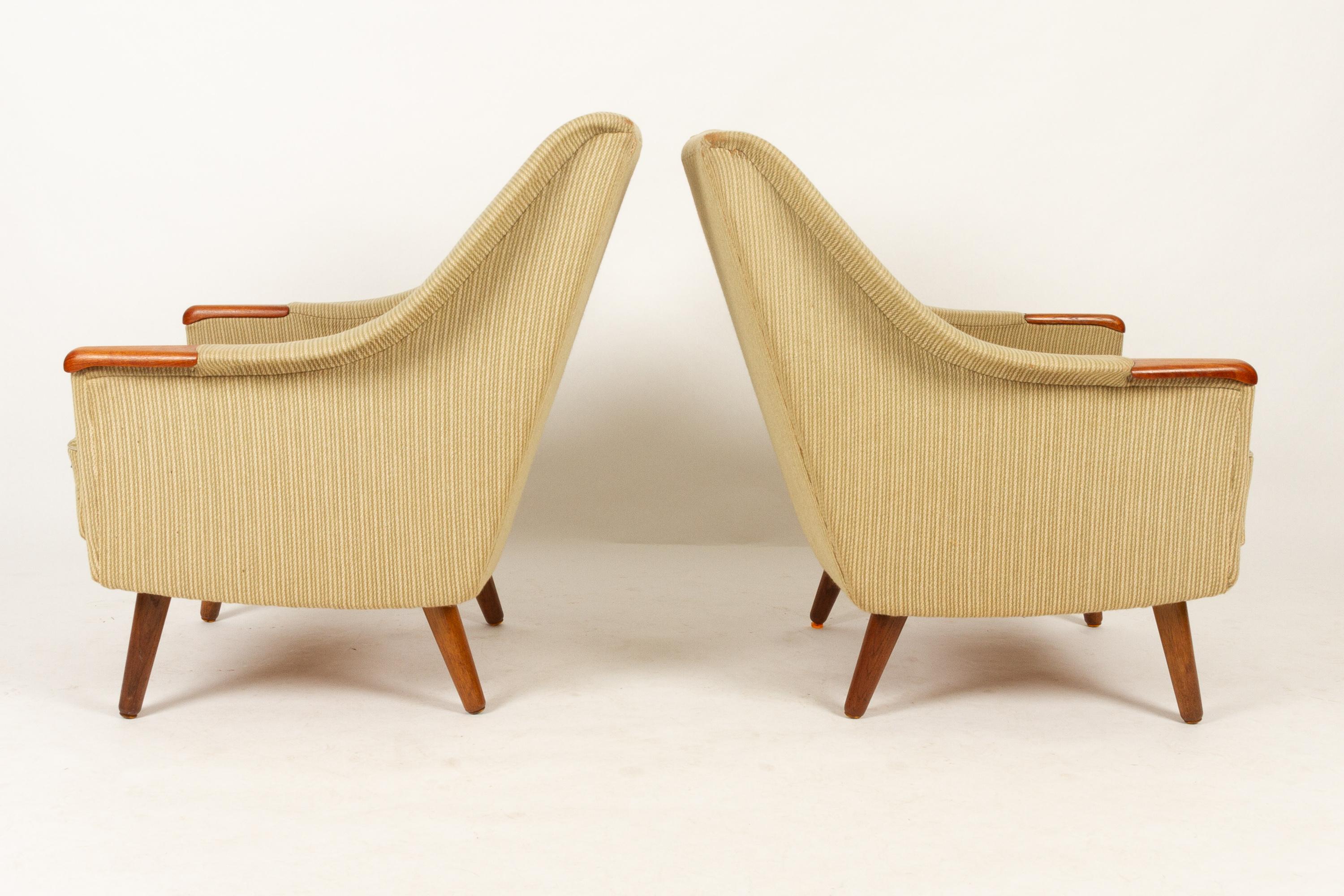 Scandinavian Modern Danish Lounge Chairs with Teak Nails 1960s, Set of 2