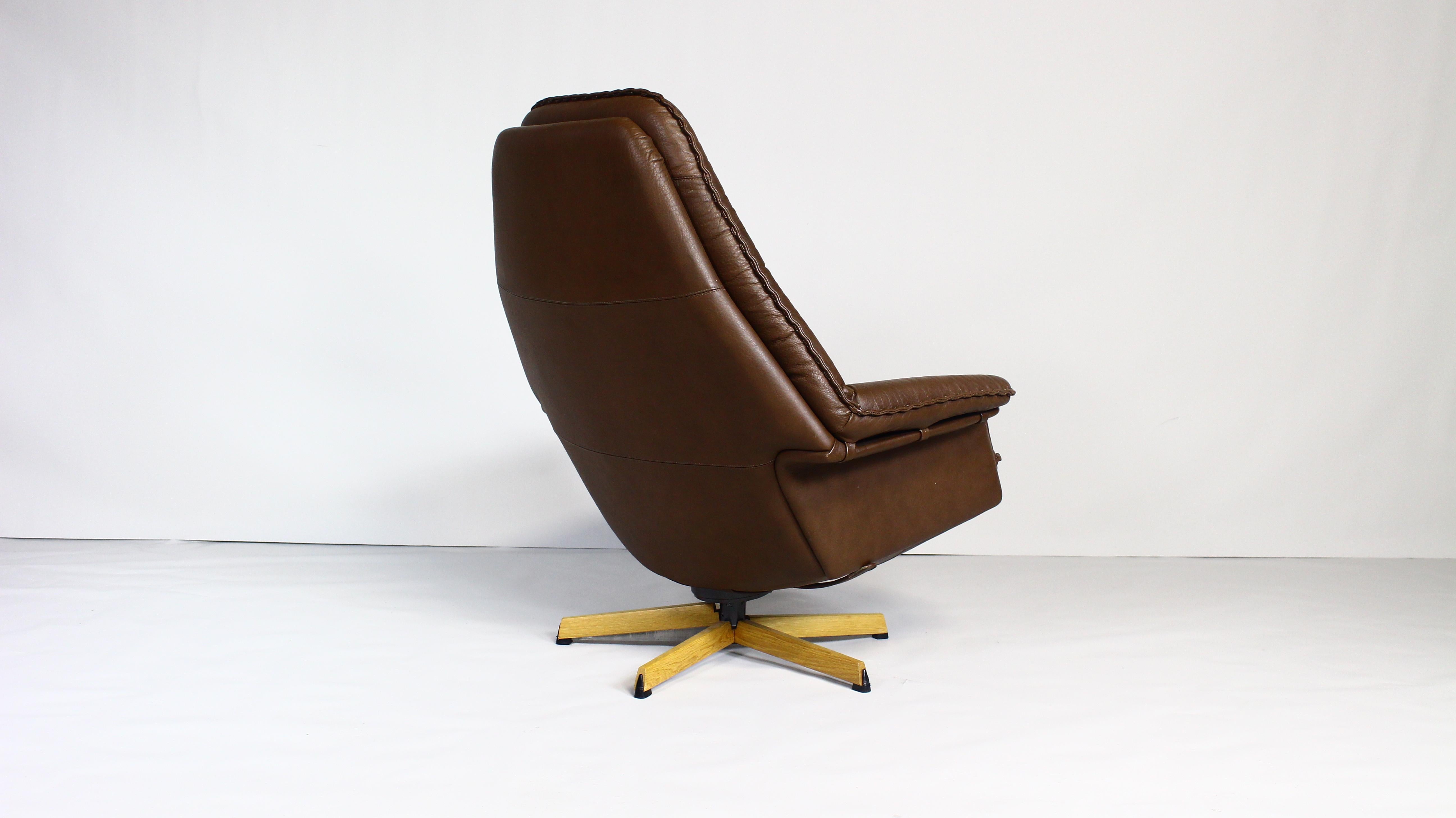 Danish Lounge Swivel Chair in Brown Leather by Madsen & Schubell For Sale 6