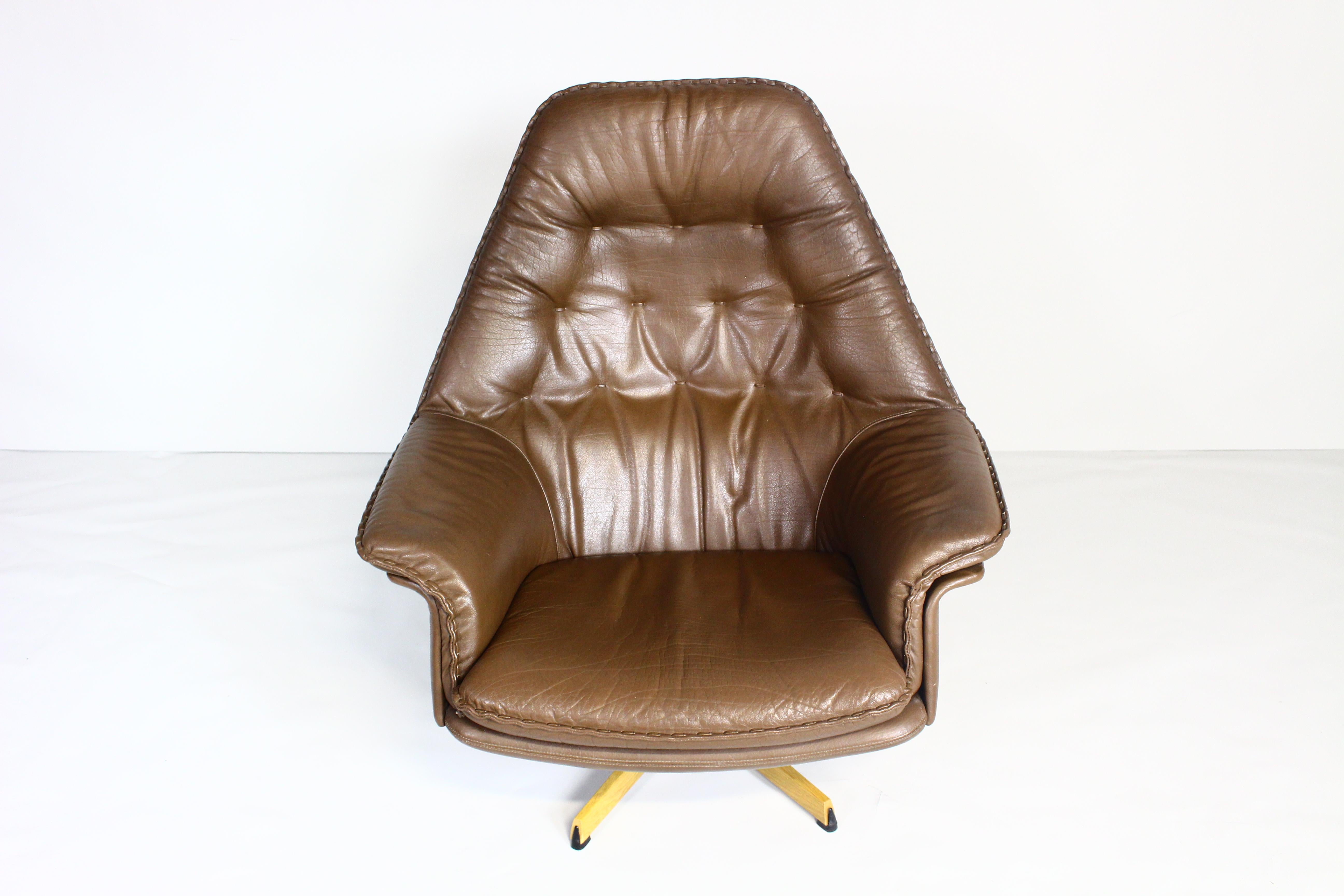 Danish Lounge Swivel Chair in Brown Leather by Madsen & Schubell For Sale 8