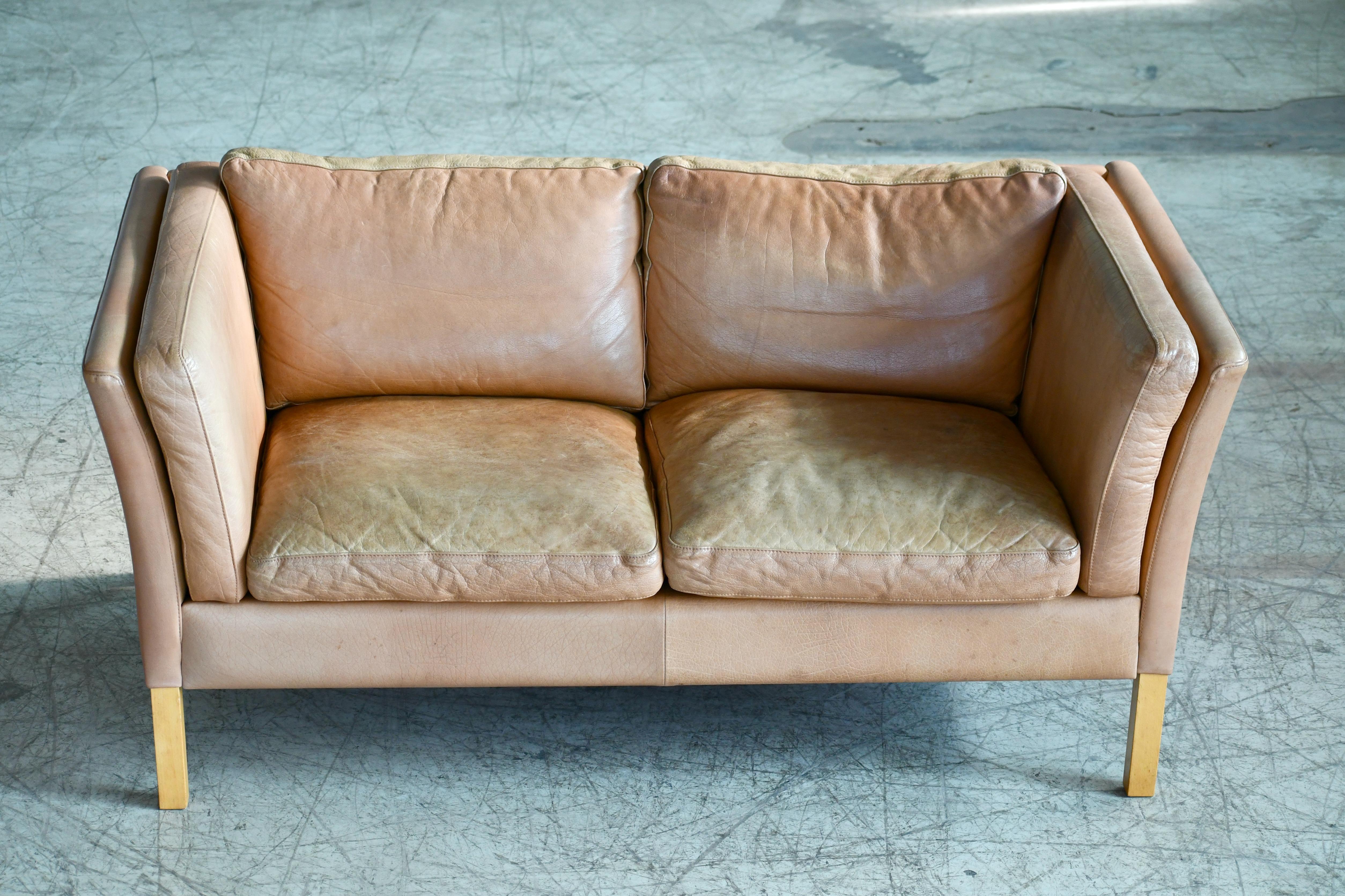Danish Loveseat in Butterscotch Worn Leather by Stouby Mobler In Good Condition In Bridgeport, CT