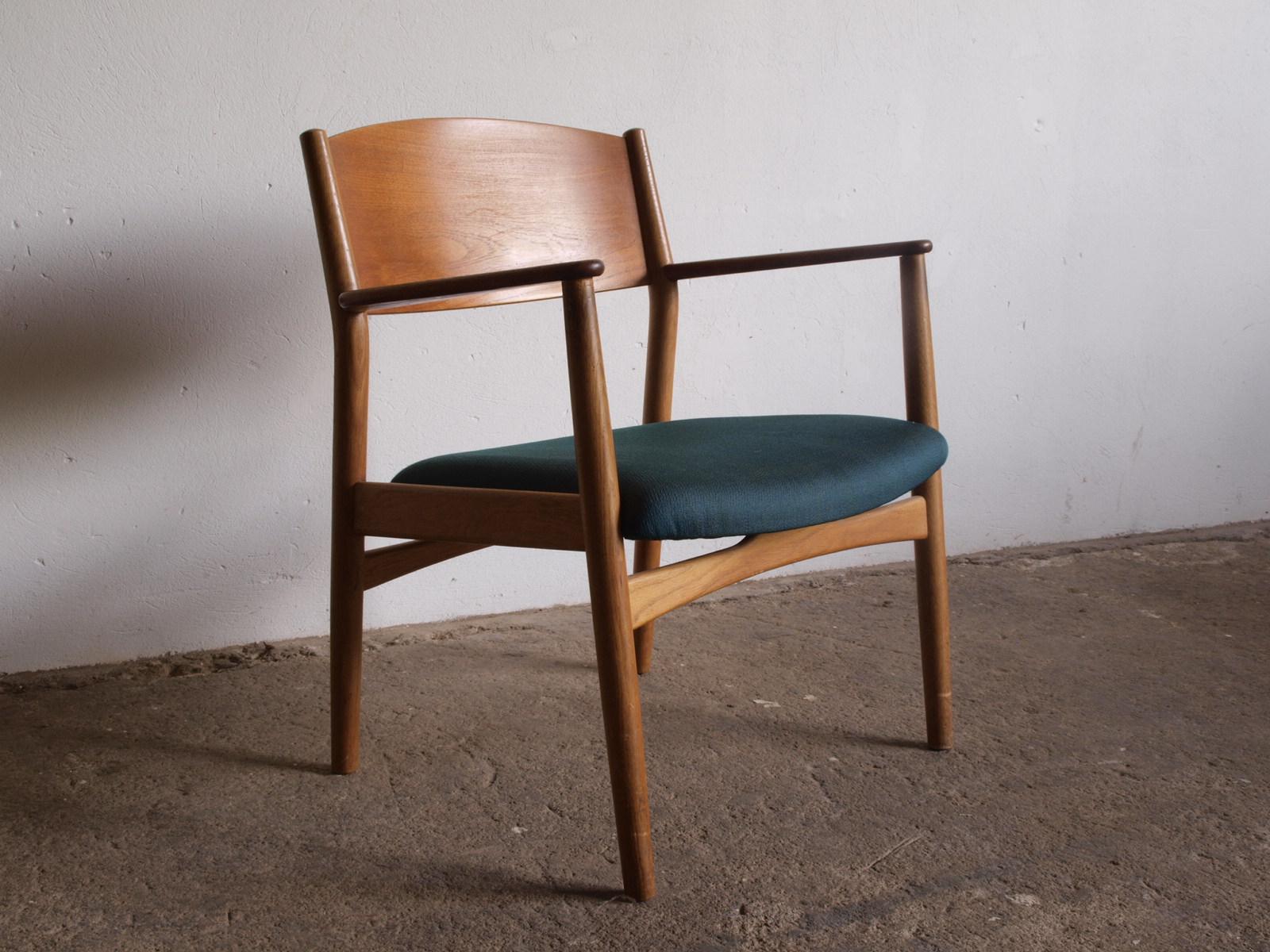 Mid-20th Century Danish Low Model 147 Lounge Chair in Teak by Børge Mogensen for Søborg Møbelfabr