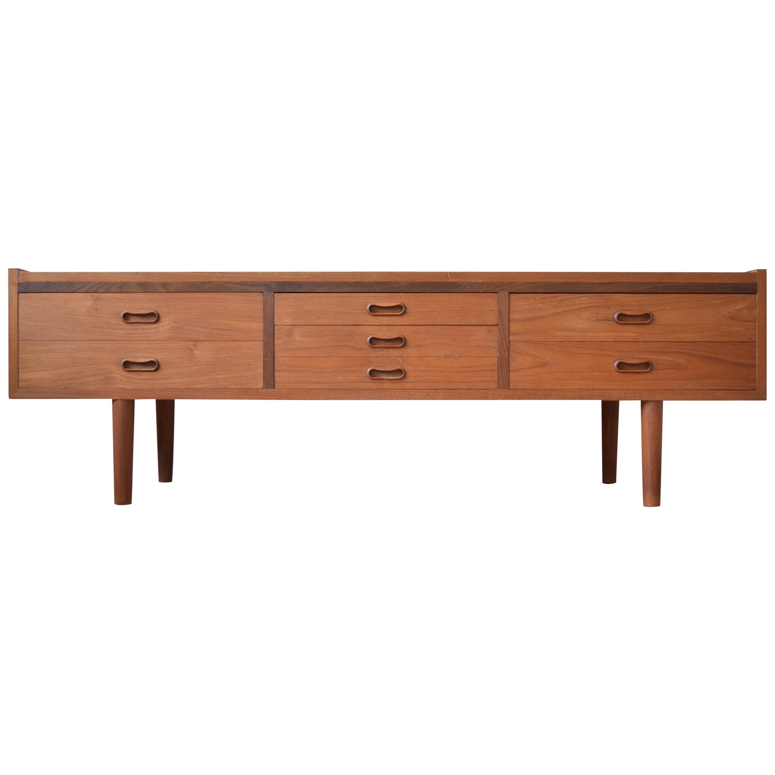 Danish Low Teak Chest of Drawers/Media Console, 1960s