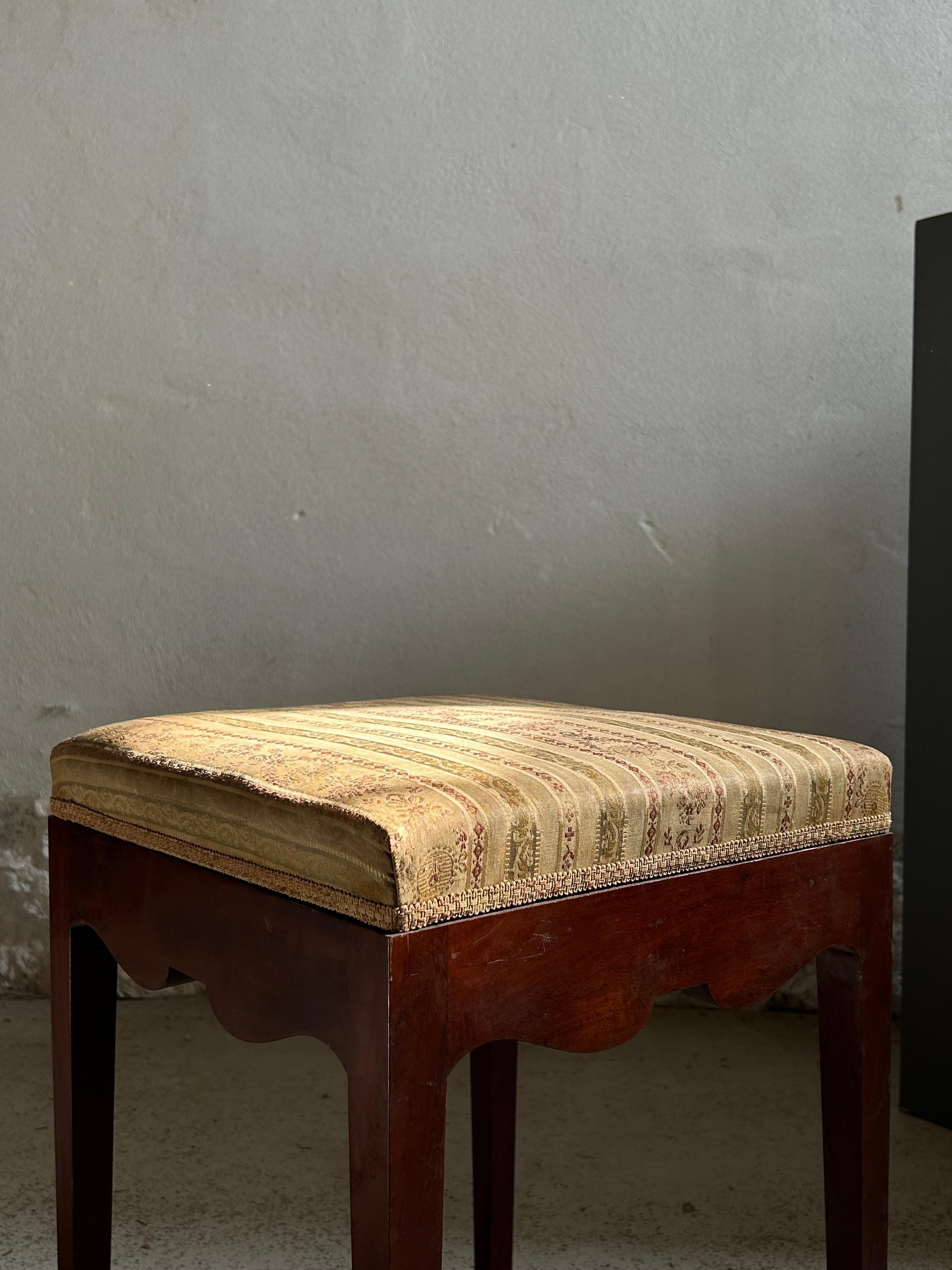 Danois Tabouret d'artiste danois en acajou de style néoclassique, Danemark 1890 en vente