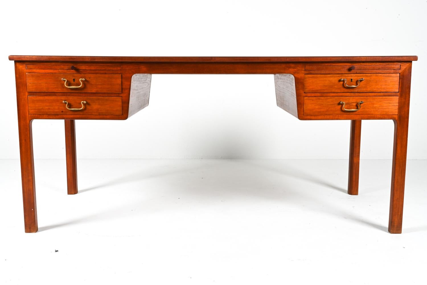 Danish Mahogany Executive Writing Desk by Ole Wanscher, c. 1950's In Good Condition For Sale In Norwalk, CT