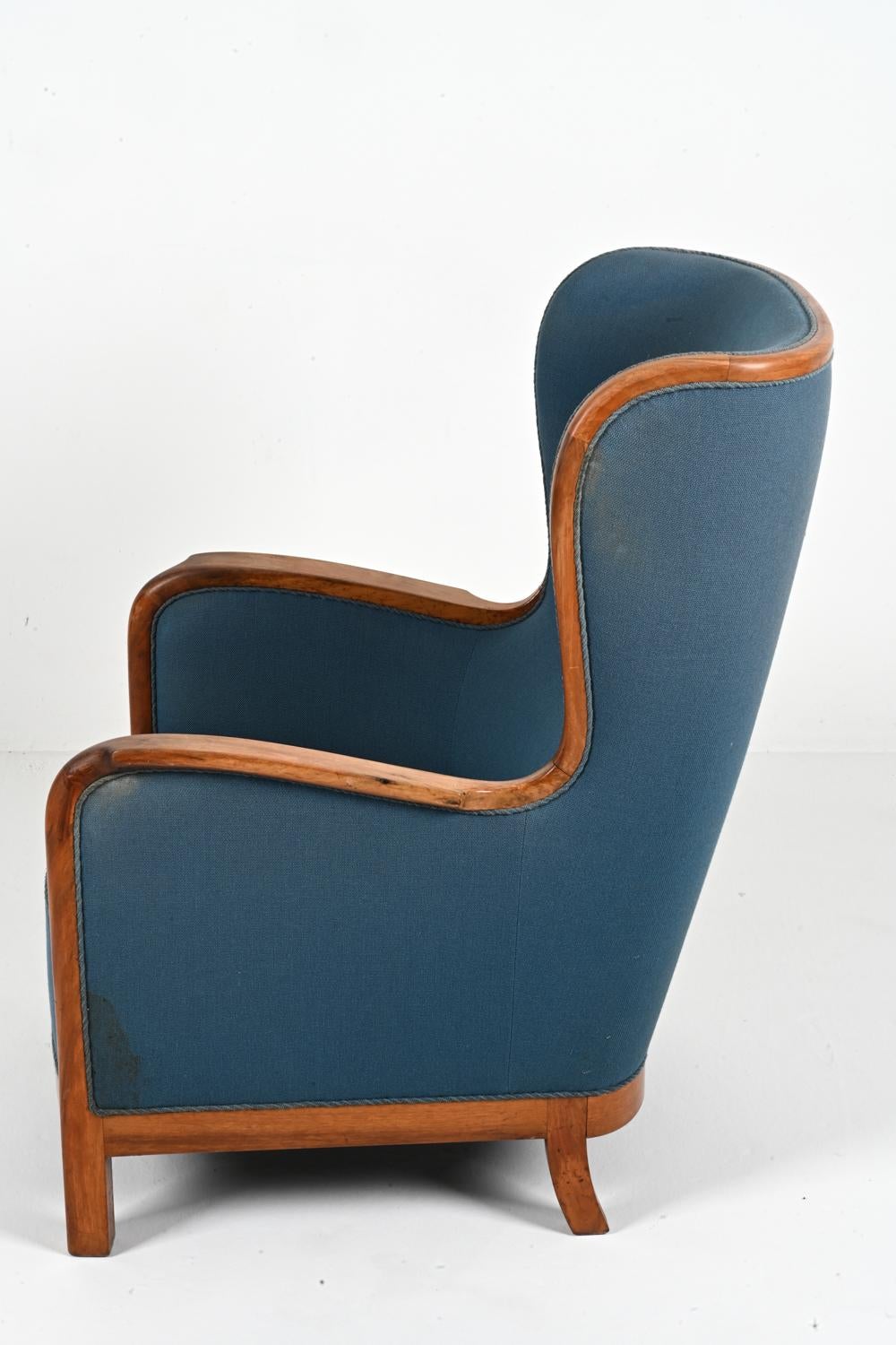 Danish Mahogany Wingback Easy Chair by Frits Henningsen, c. 1940's For Sale 1