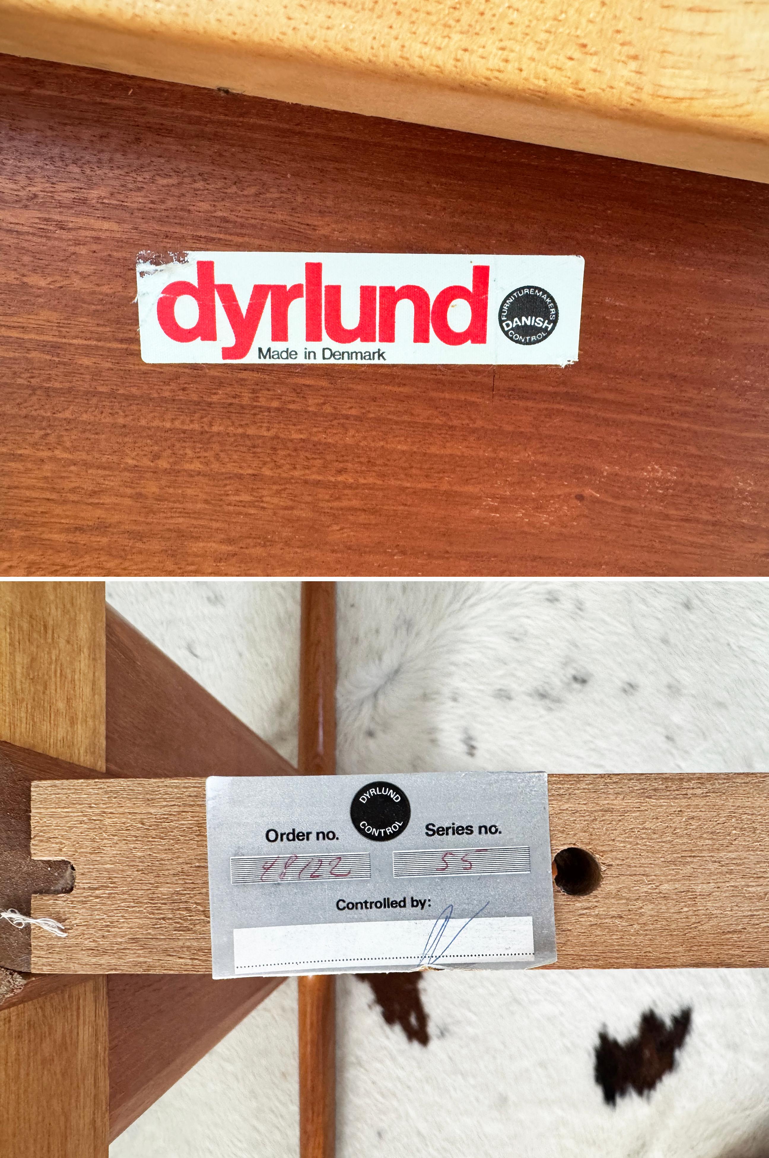 Danish MCM EX.+ Teak Wood Grain Dining Table by Dyrlund Denmark 1960s, Mod. 9276 For Sale 8