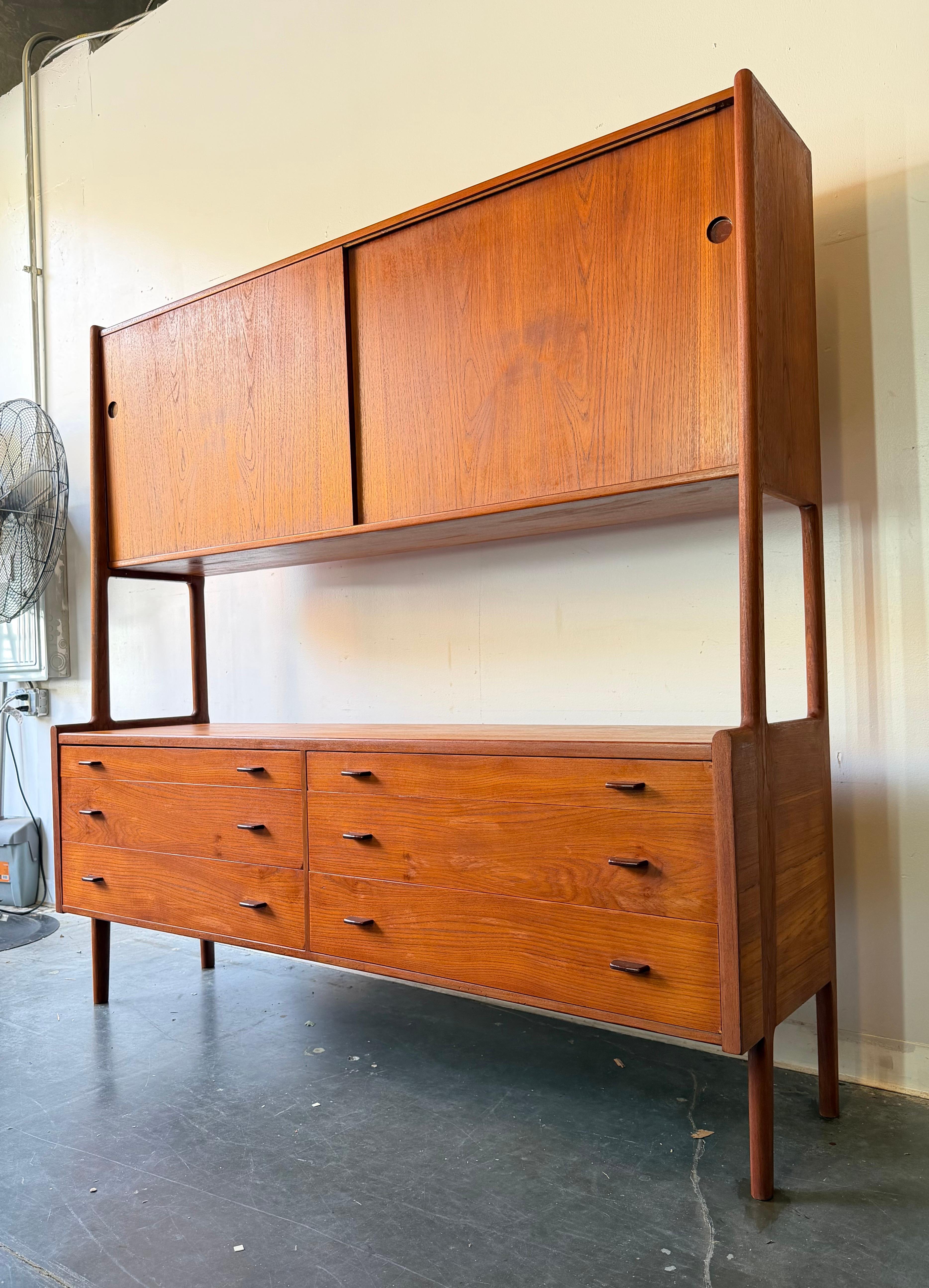 Mid-20th Century Danish MCM Hans Wegner for ry Mobler teak floating hutch credenza For Sale