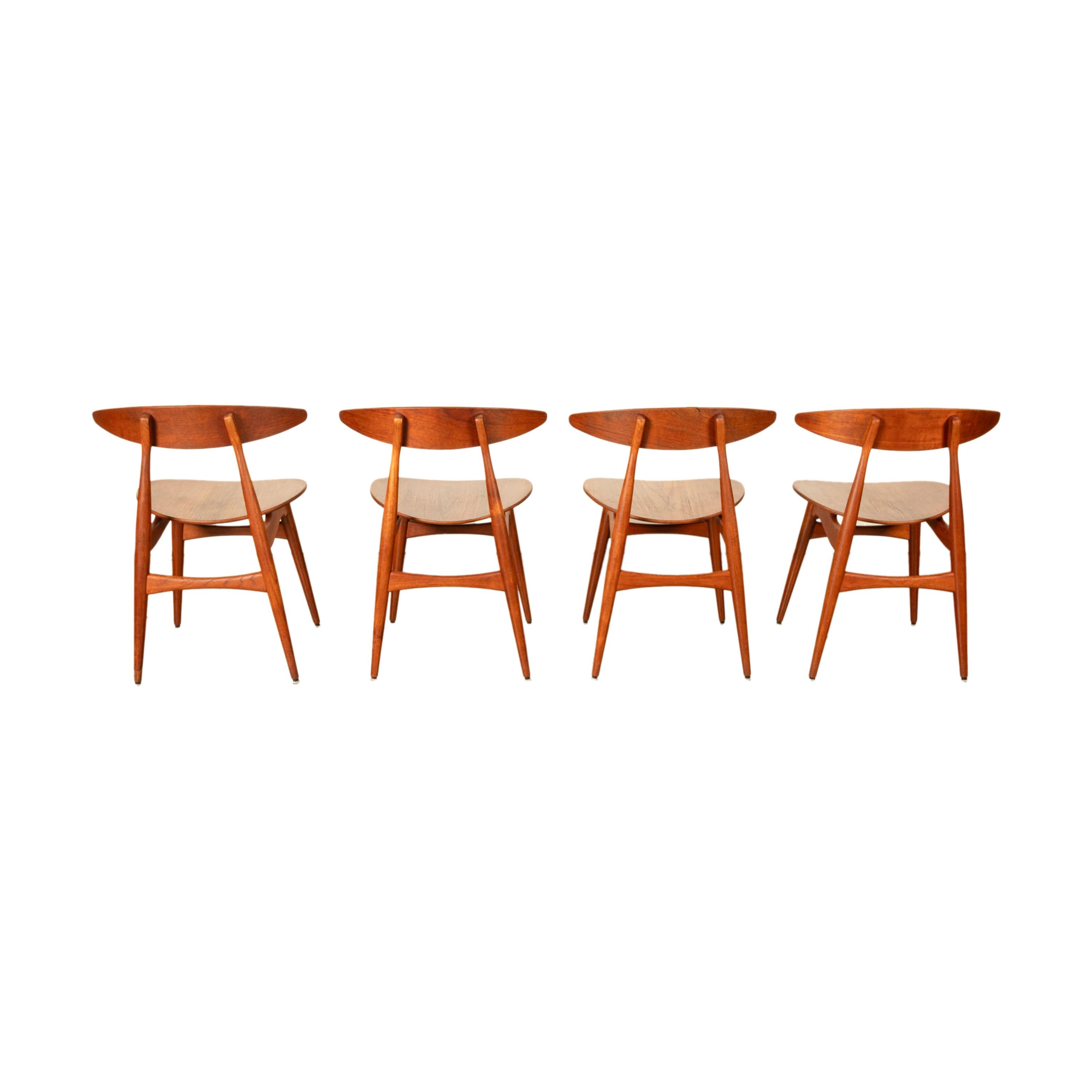 Ensemble de quatre chaises en teck Hans J. Wegner CH-33 Carl Hansen & Søn 1960 en vente 3