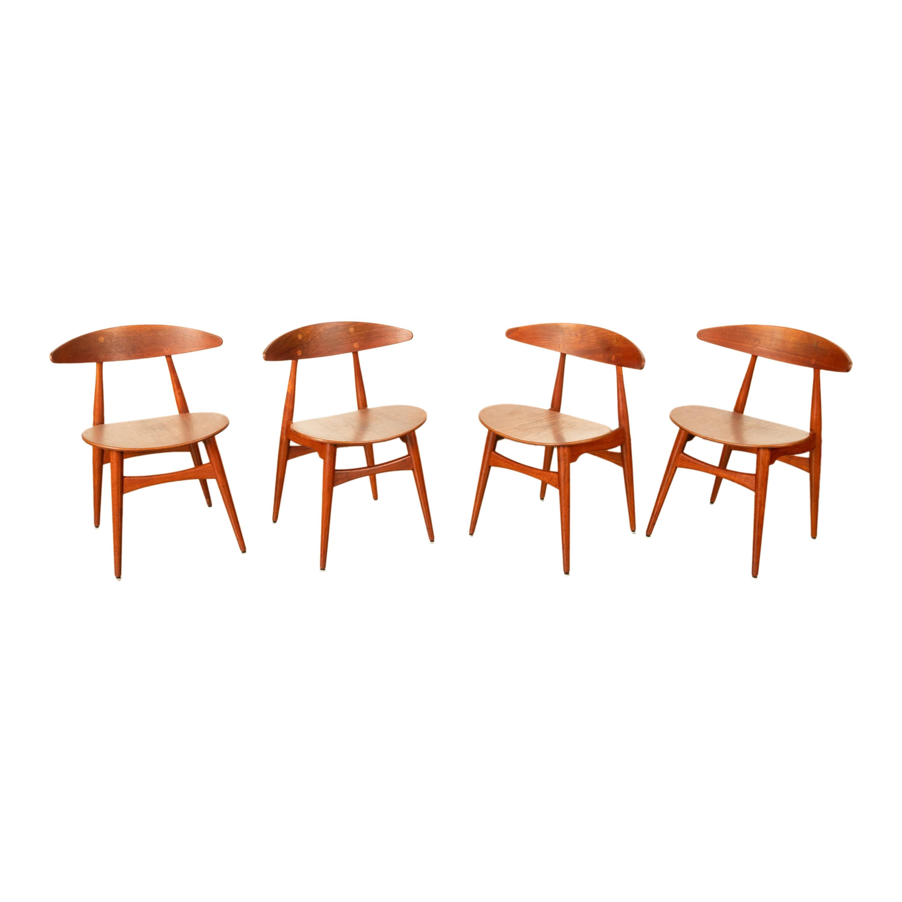 Ensemble de quatre chaises en teck Hans J. Wegner CH-33 Carl Hansen & Søn 1960 en vente 7