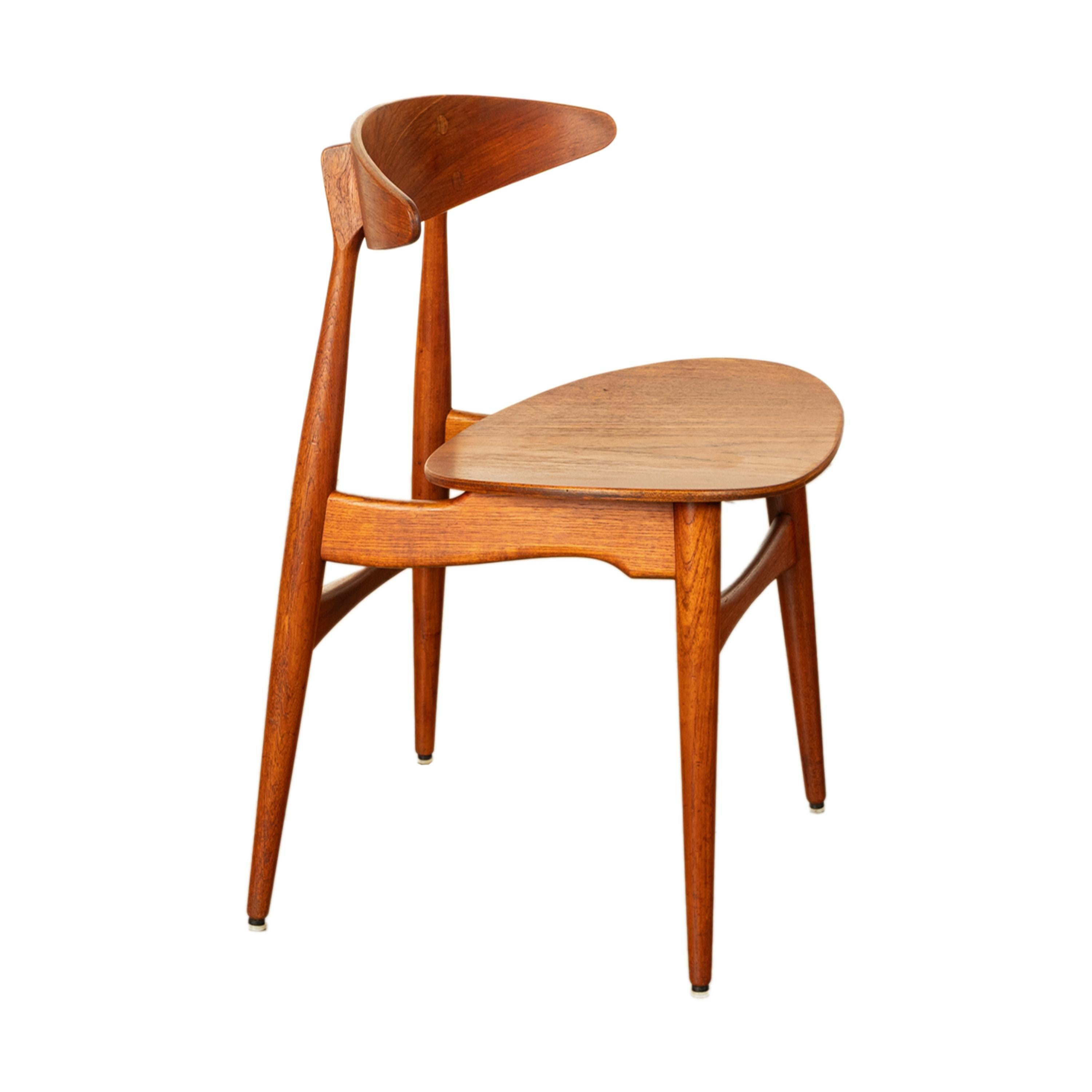 Ensemble de quatre chaises en teck Hans J. Wegner CH-33 Carl Hansen & Søn 1960 en vente 8