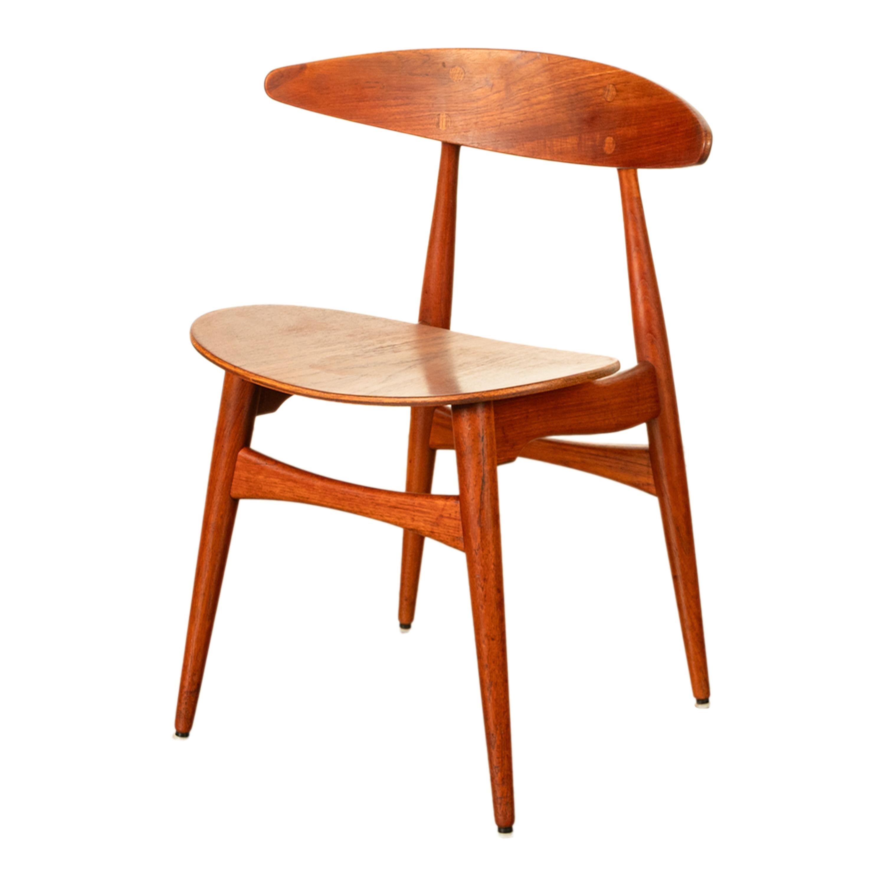 Ensemble de quatre chaises en teck Hans J. Wegner CH-33 Carl Hansen & Søn 1960 en vente 9