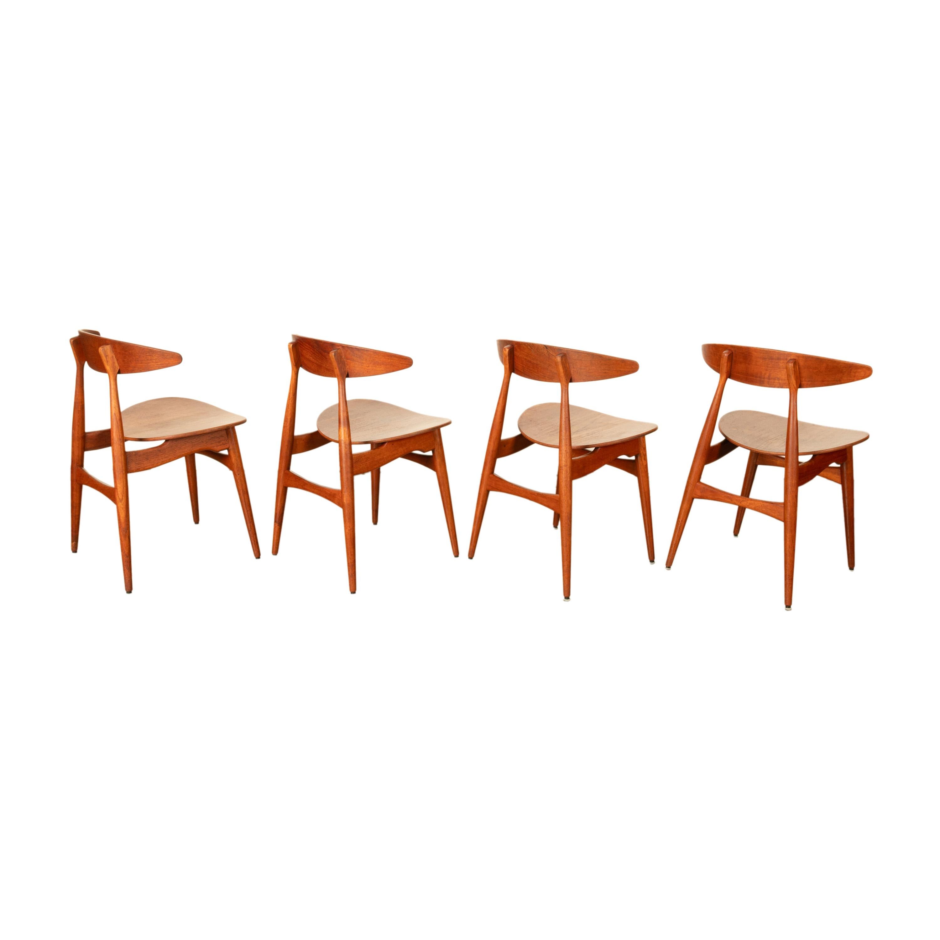 Ensemble de quatre chaises en teck Hans J. Wegner CH-33 Carl Hansen & Søn 1960 en vente 2